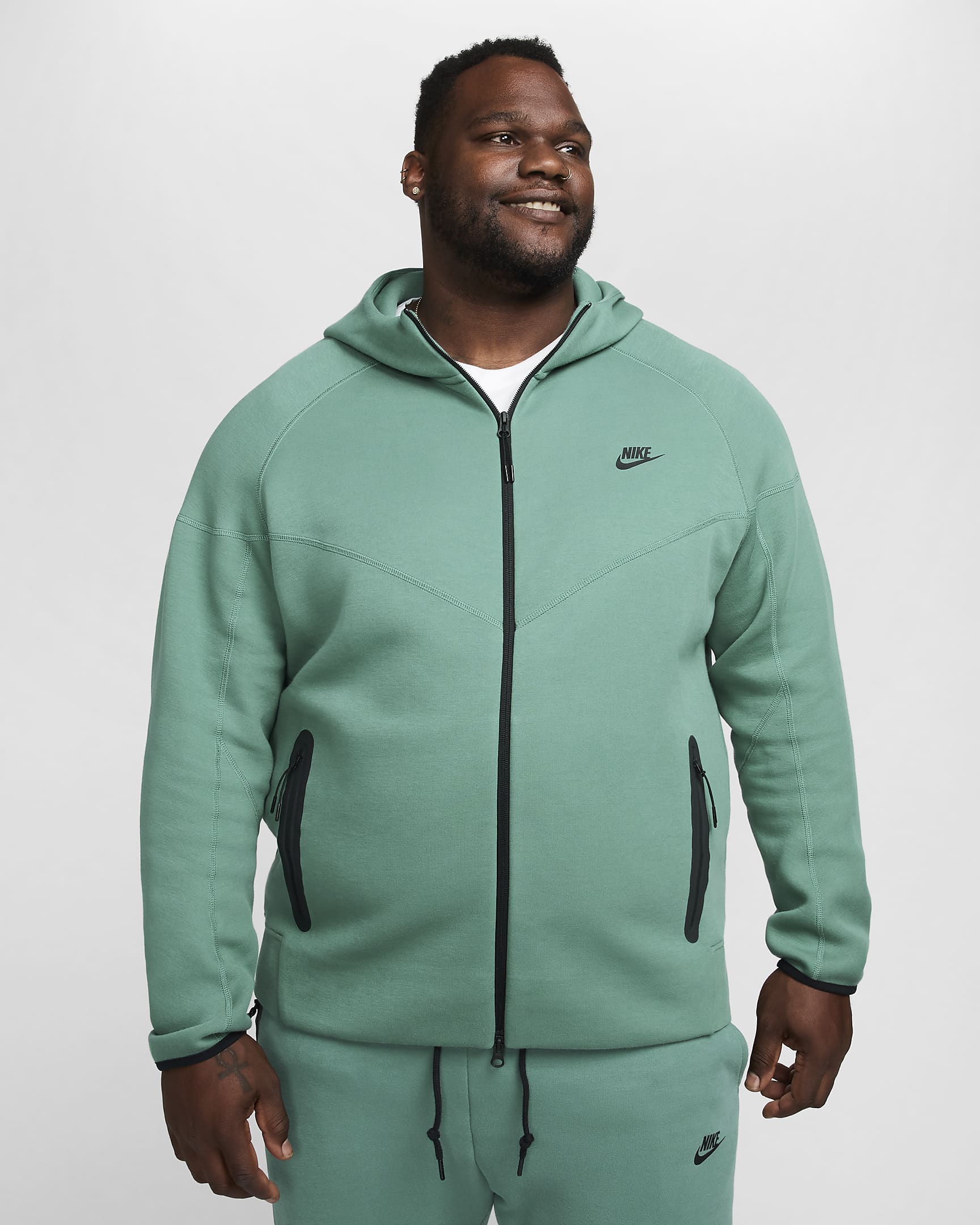 Nike Sportswear Tech Fleece Windrunner Herren-Hoodie mit durchgehendem Reißverschluss - Bicoastal/Schwarz