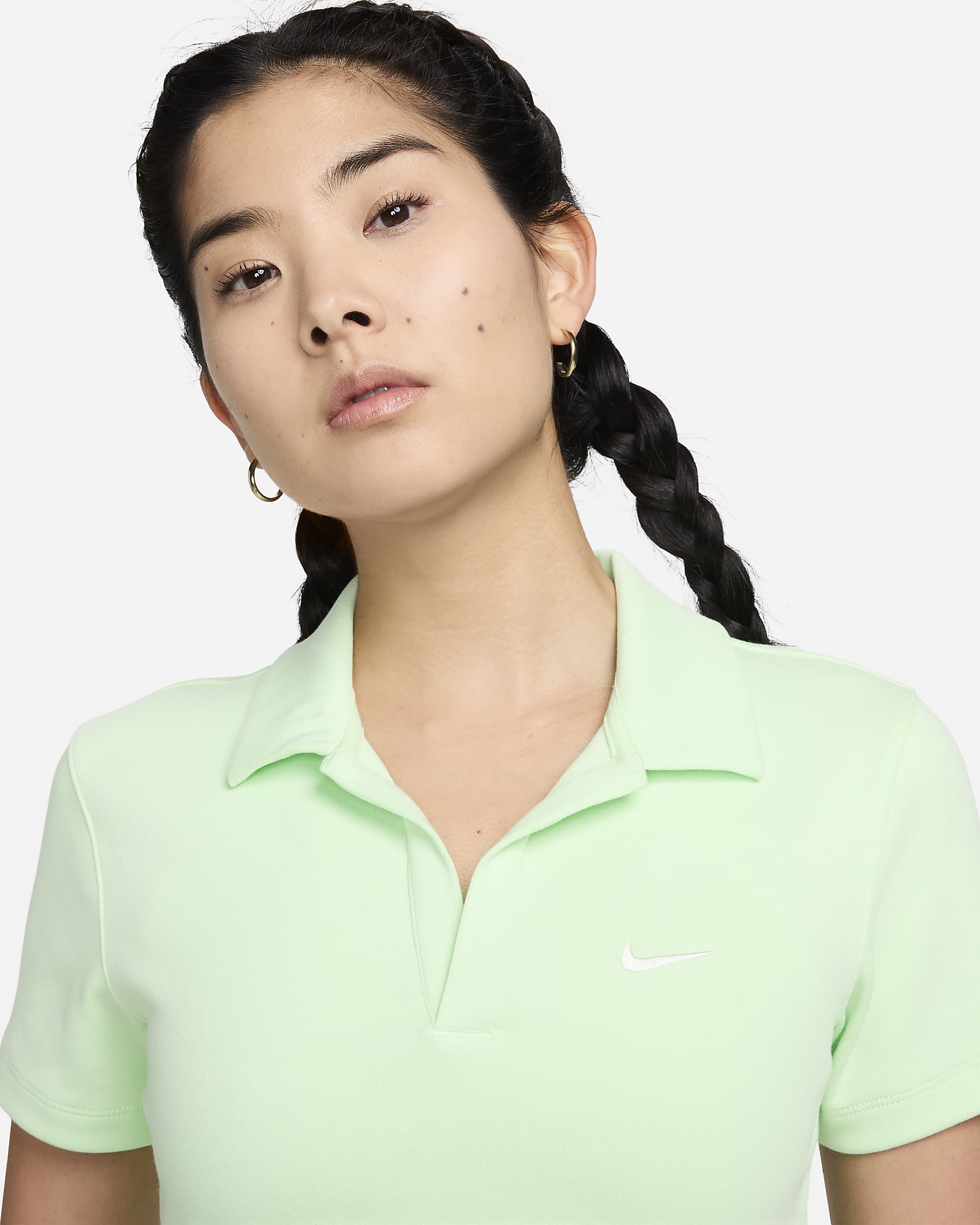 Nike Sportswear Essential 女款短袖有領衫 - Vapor Green/Sail