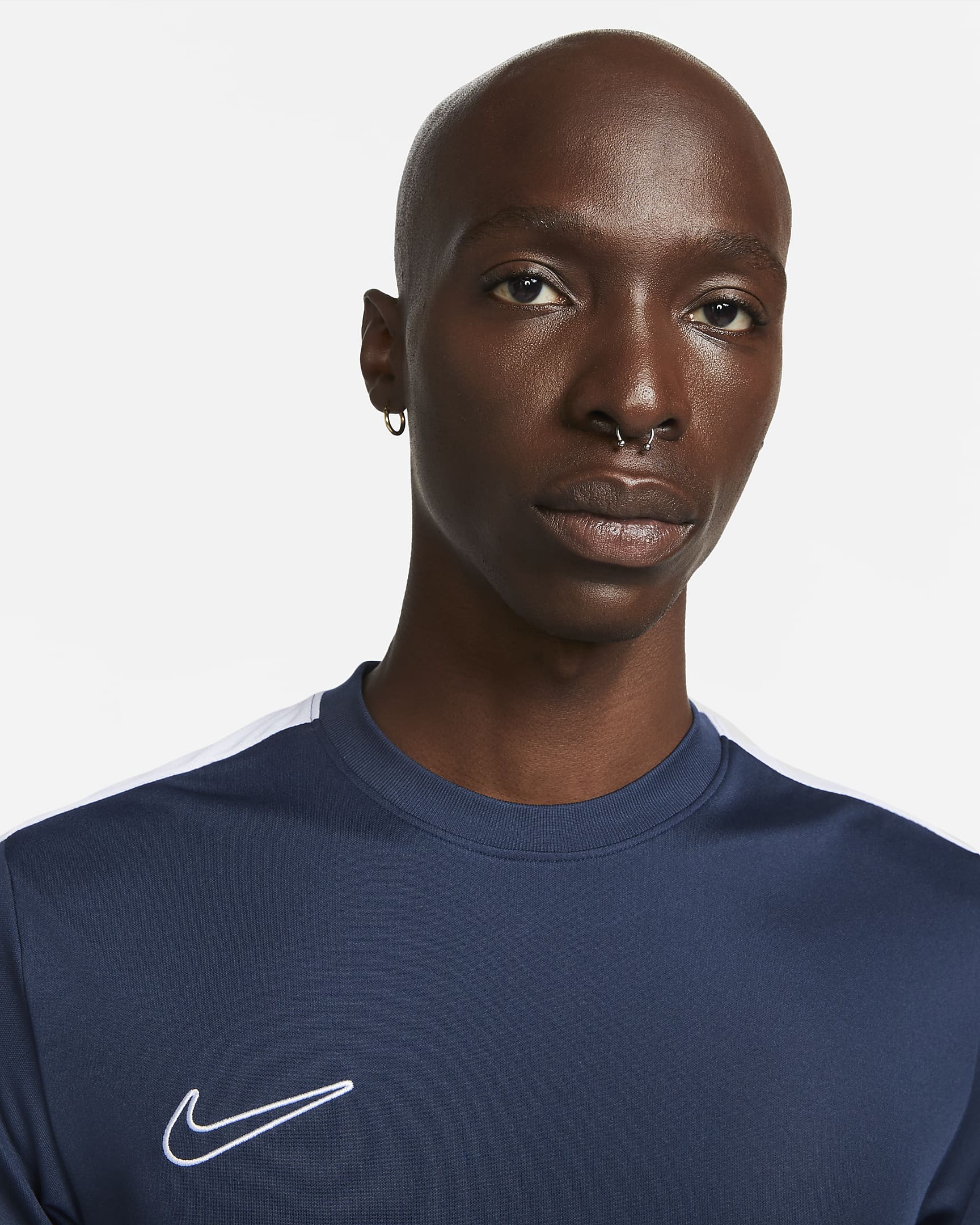 Nike Academy Dri-FIT Kurzarm-Fußballoberteil für Herren - Obsidian/Weiß/Weiß