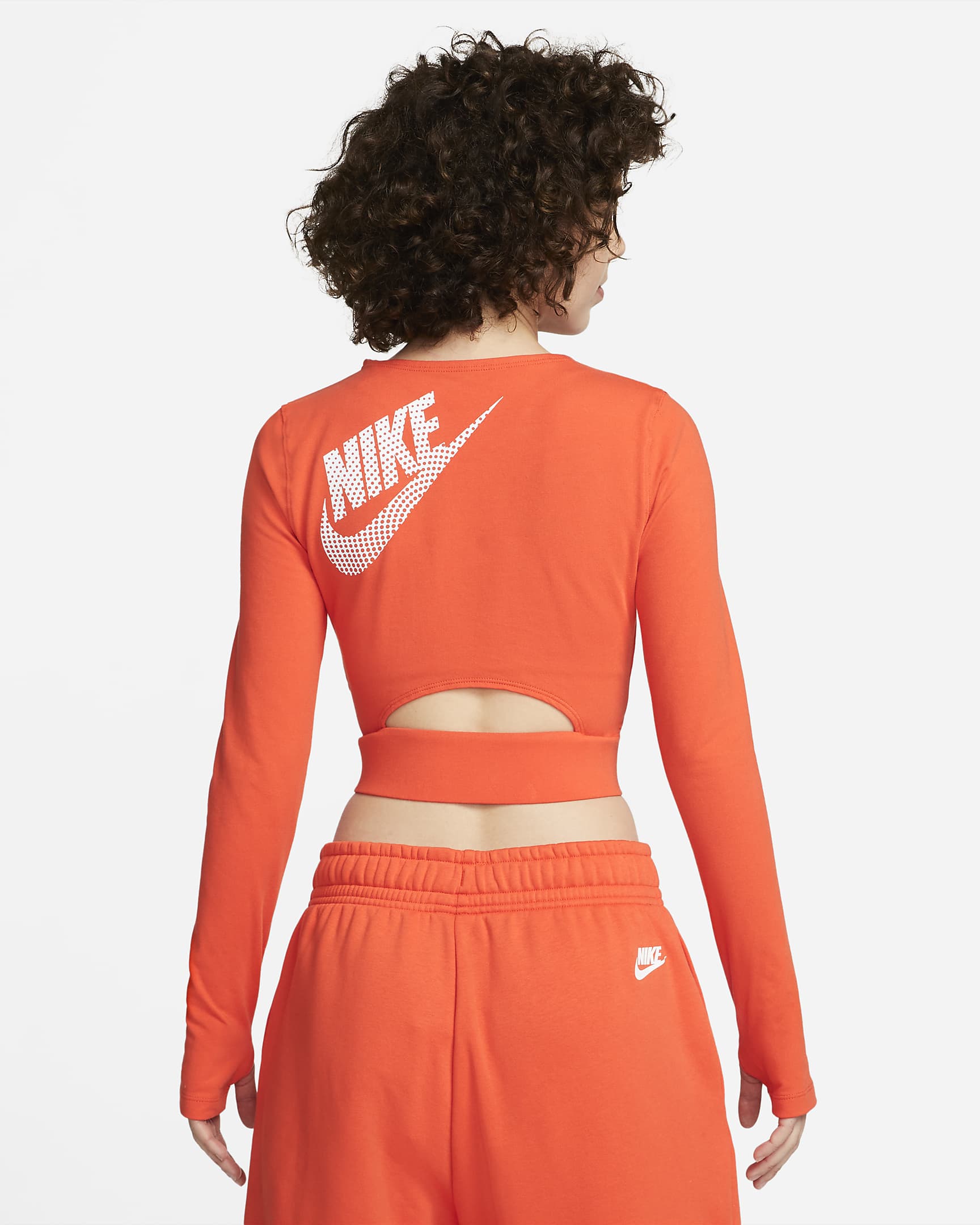 Nike Sportswear Women's LongSleeve Dance Crop Top. Nike LU