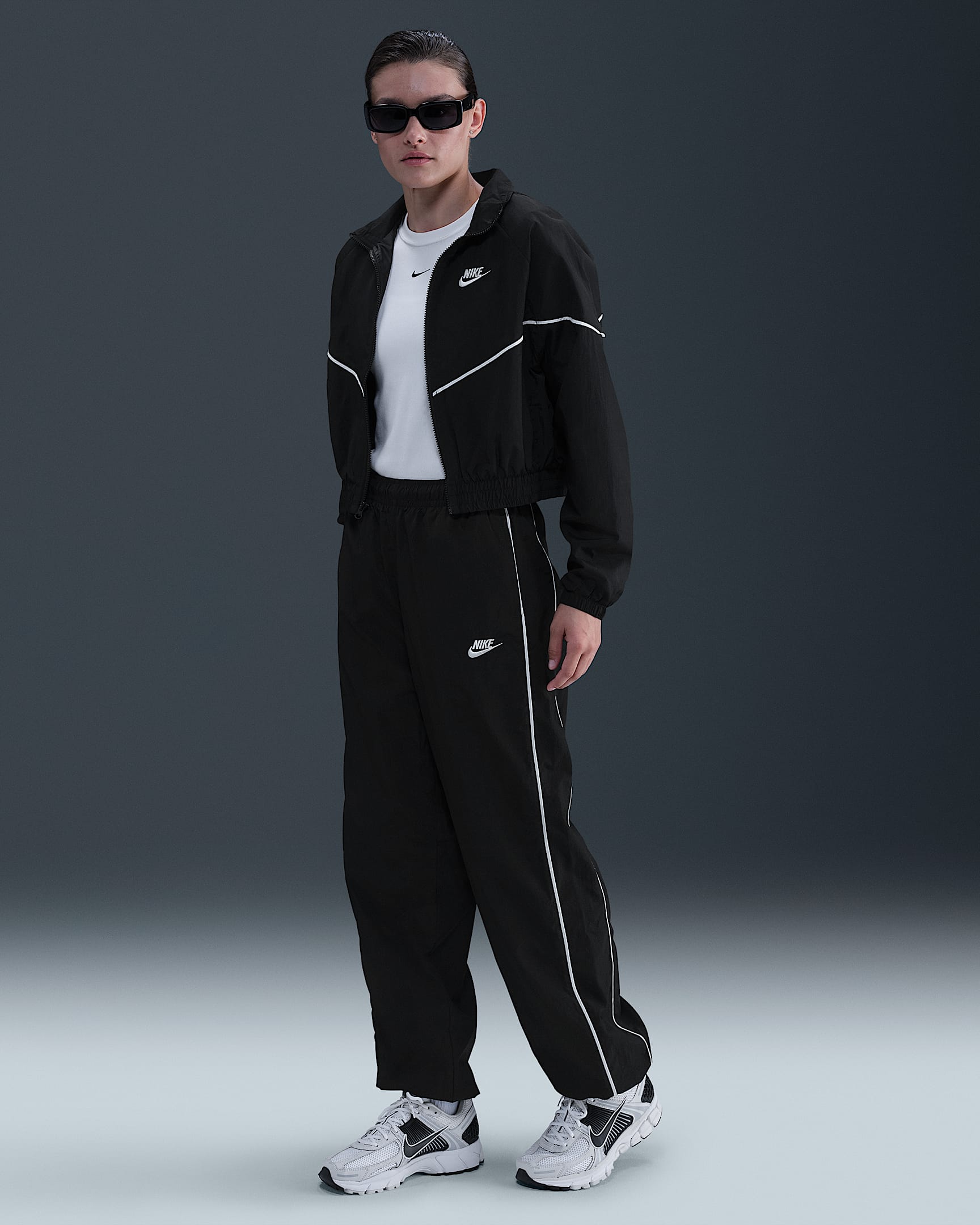 Nike Sportswear Windrunner Women's Woven Pants - Black/Sail/Sail