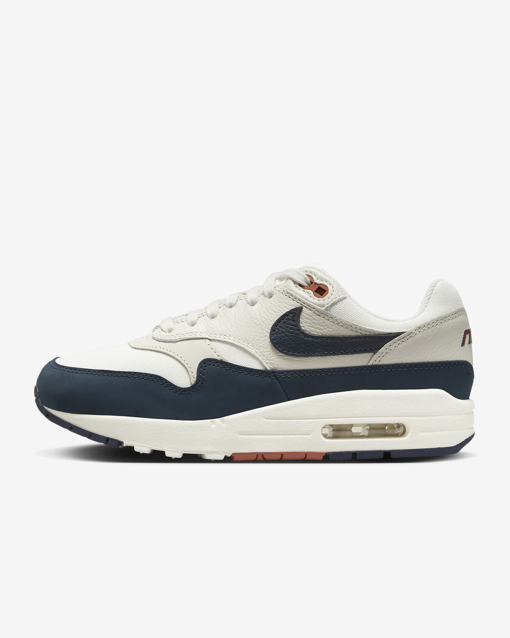 Calzado para mujer Nike Air Max 1 LX - Marrón verdoso claro/Obsidiana/Naranja fuerte/Vela