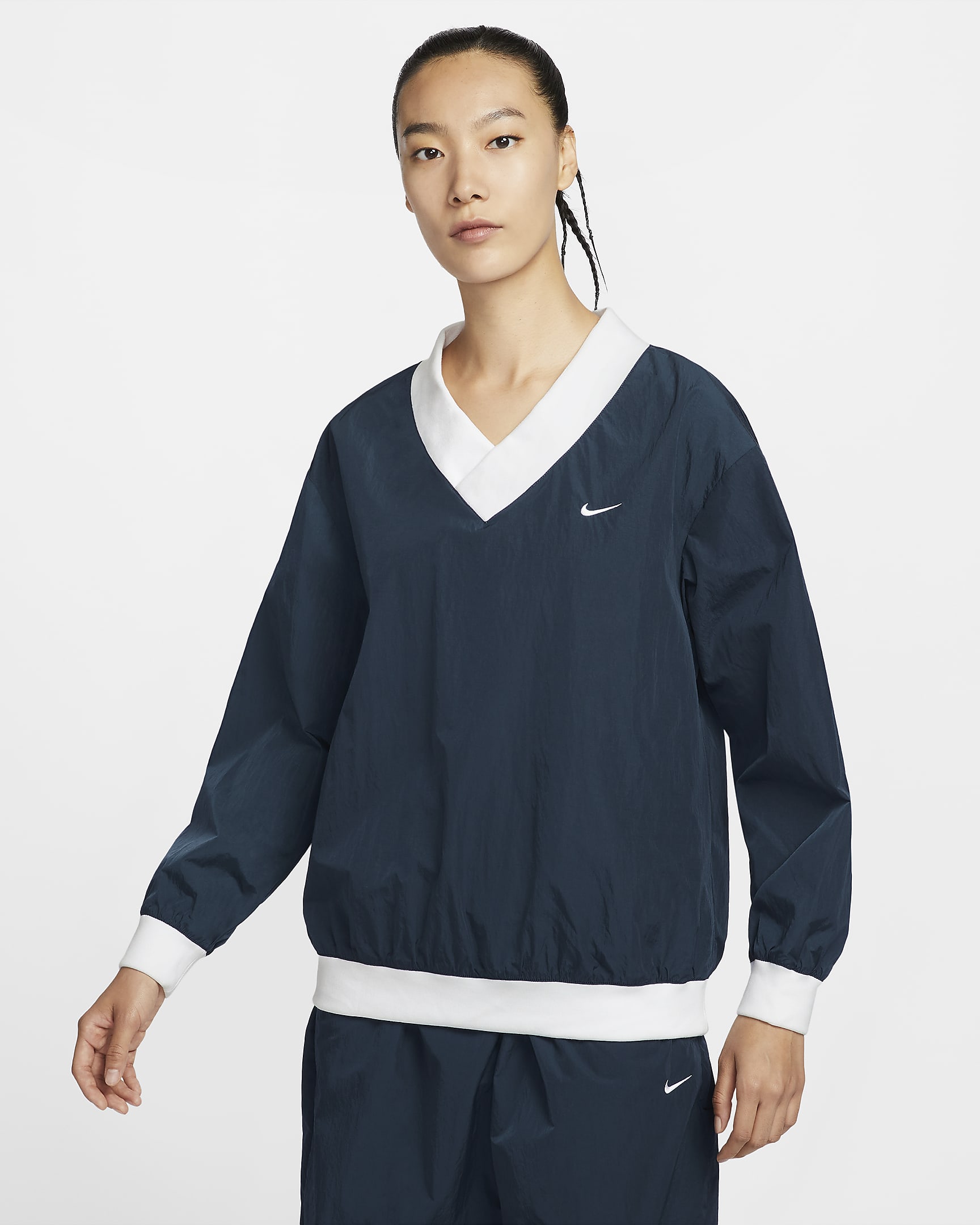 Nike Sportswear Essential Women's Loose UV Woven Long-Sleeve V-Neck Top - Armory Navy/White