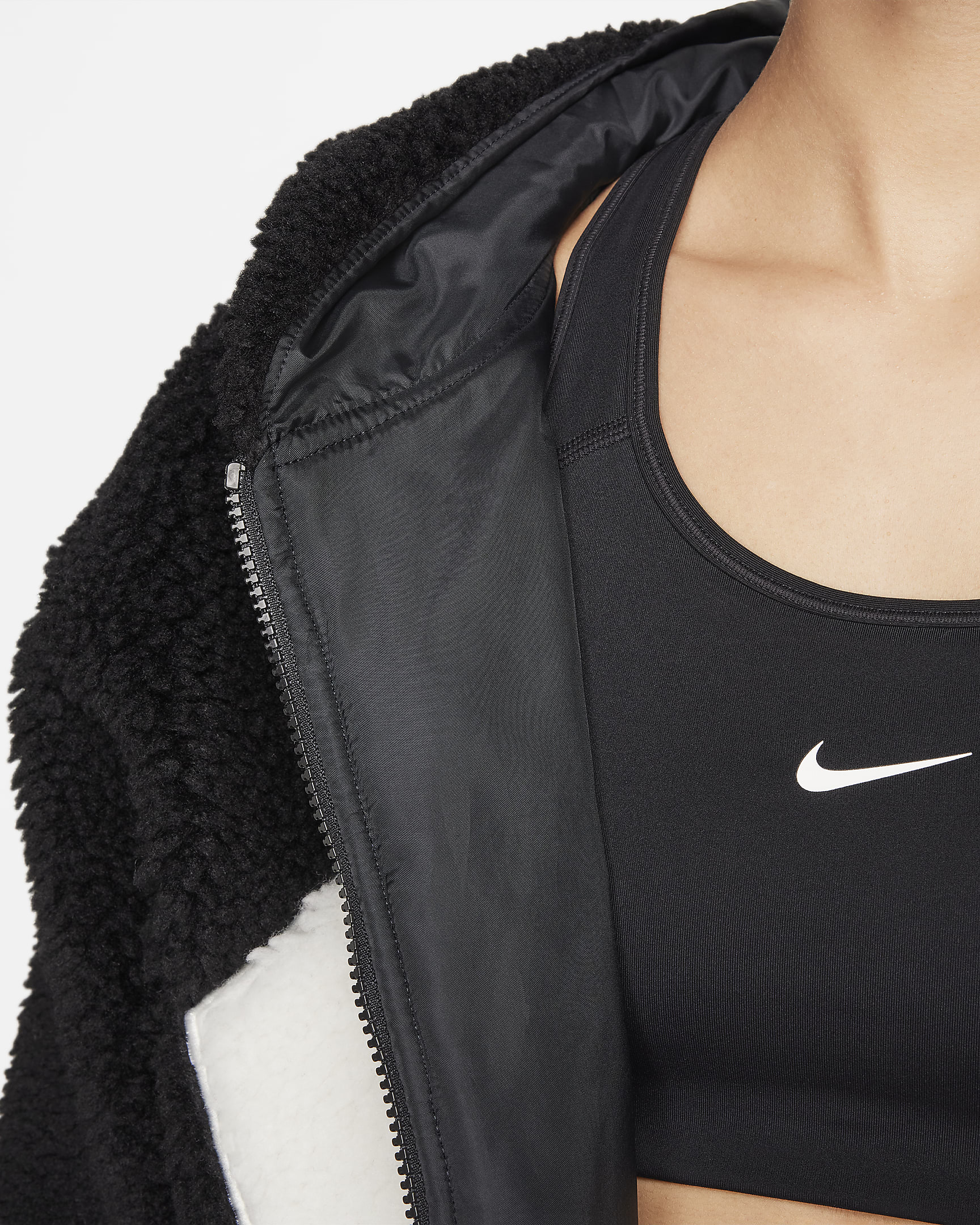 Nike Sportswear Women's Logo High-Pile Fleece Jacket. Nike LU