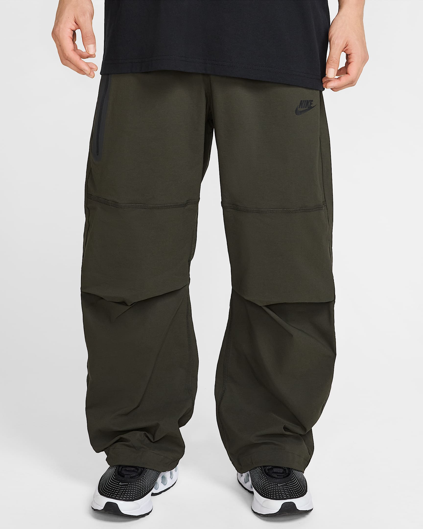 Nike Tech Men's Woven Open-Hem Pants - Sequoia/Sequoia/Black
