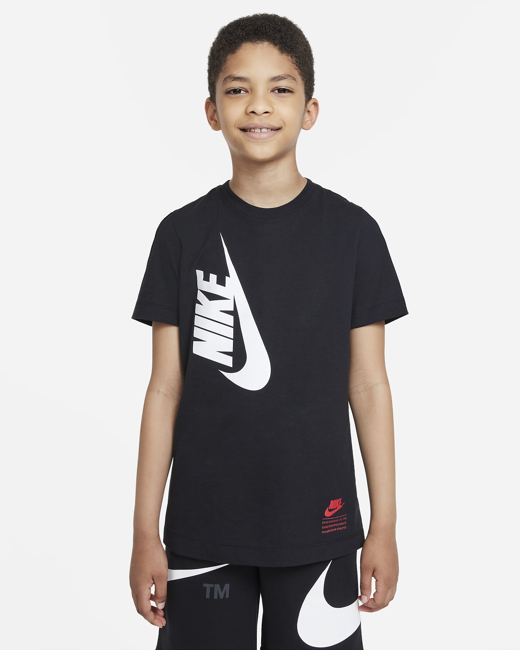 Nike Sportswear Big Kids' (Boys') T-Shirt - Black