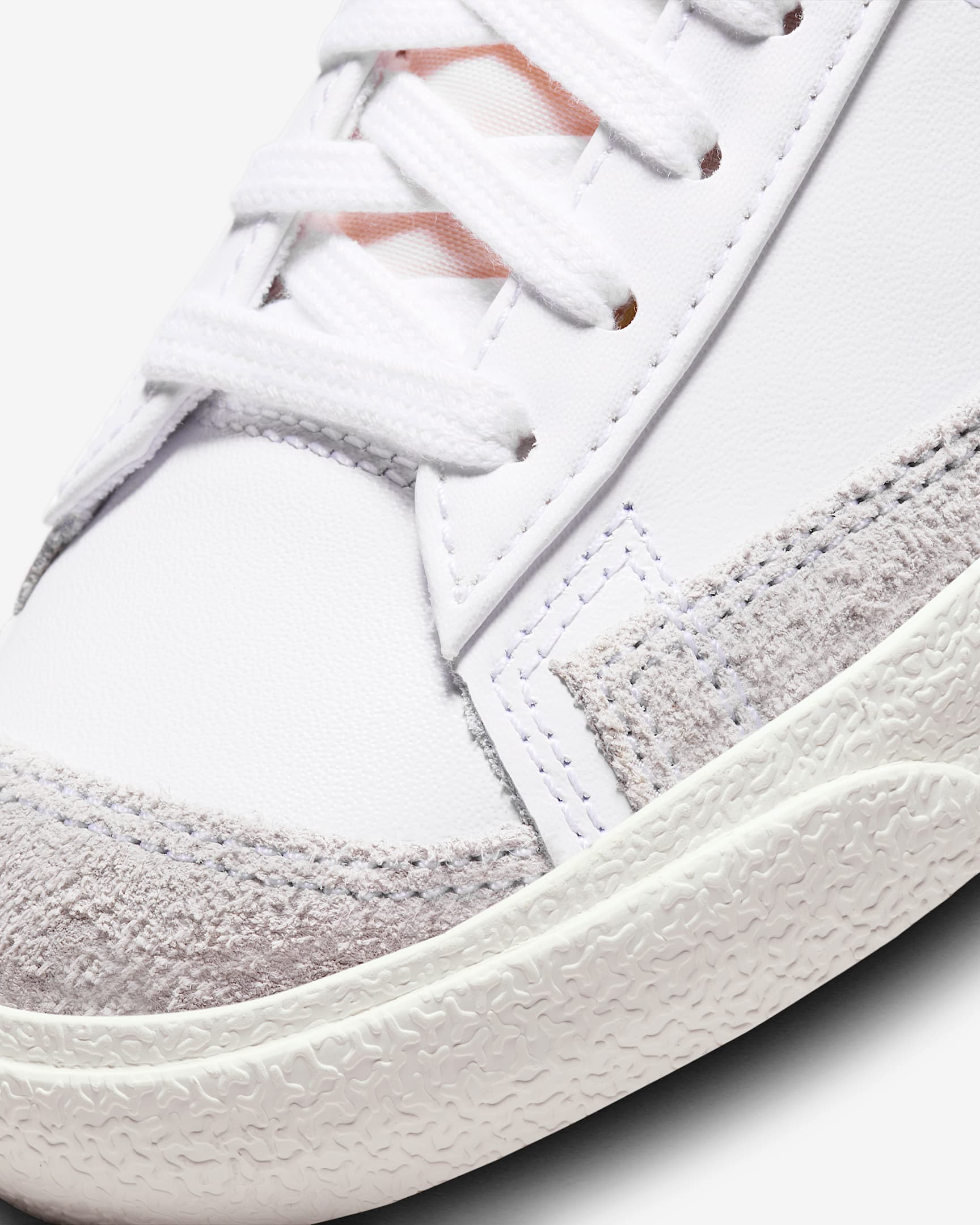 Nike Blazer Mid '77 Women's Shoes. Nike CZ