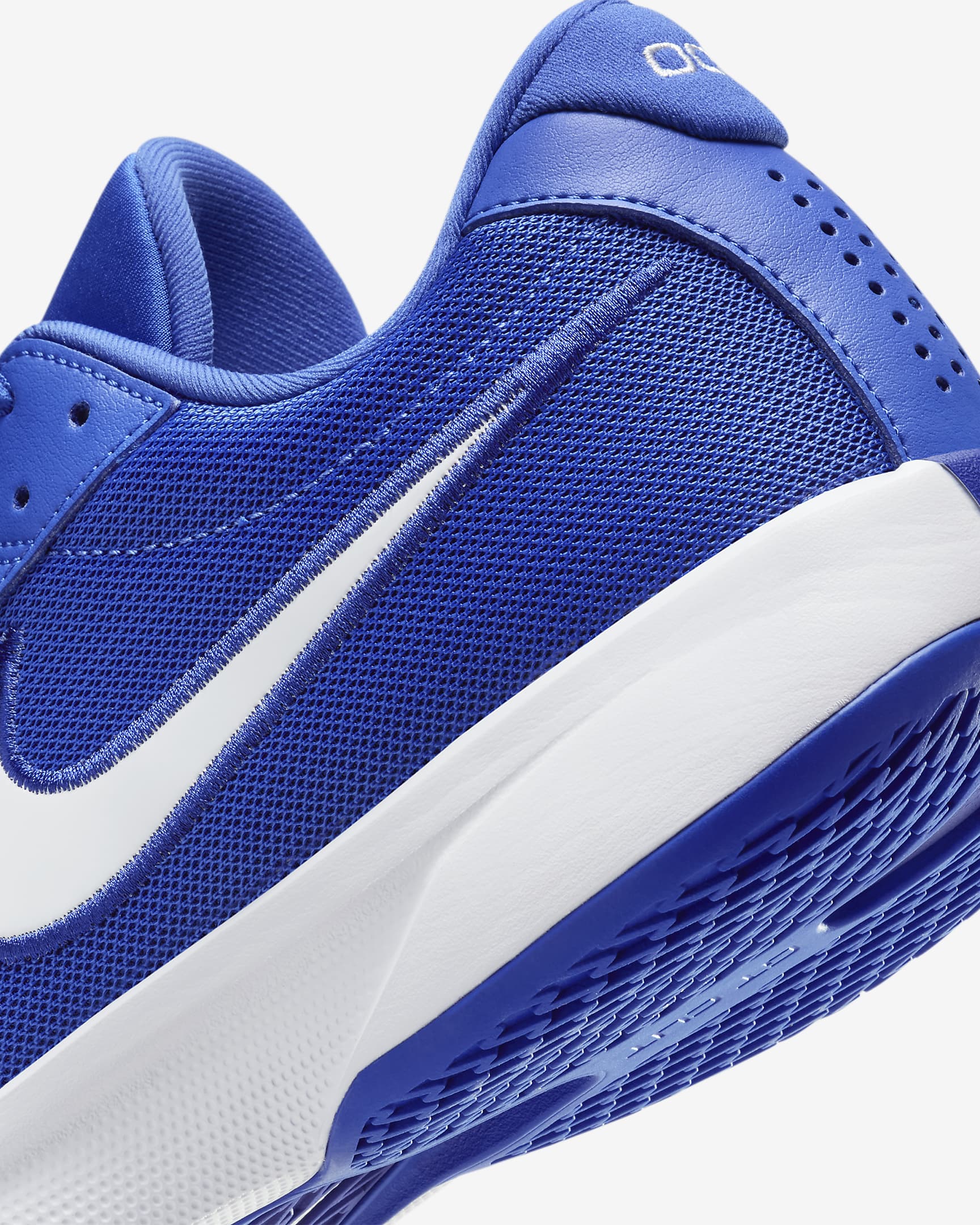 Nike G.T. Cut Academy (Team Bank) Basketball Shoes - Game Royal/Deep Royal Blue/White