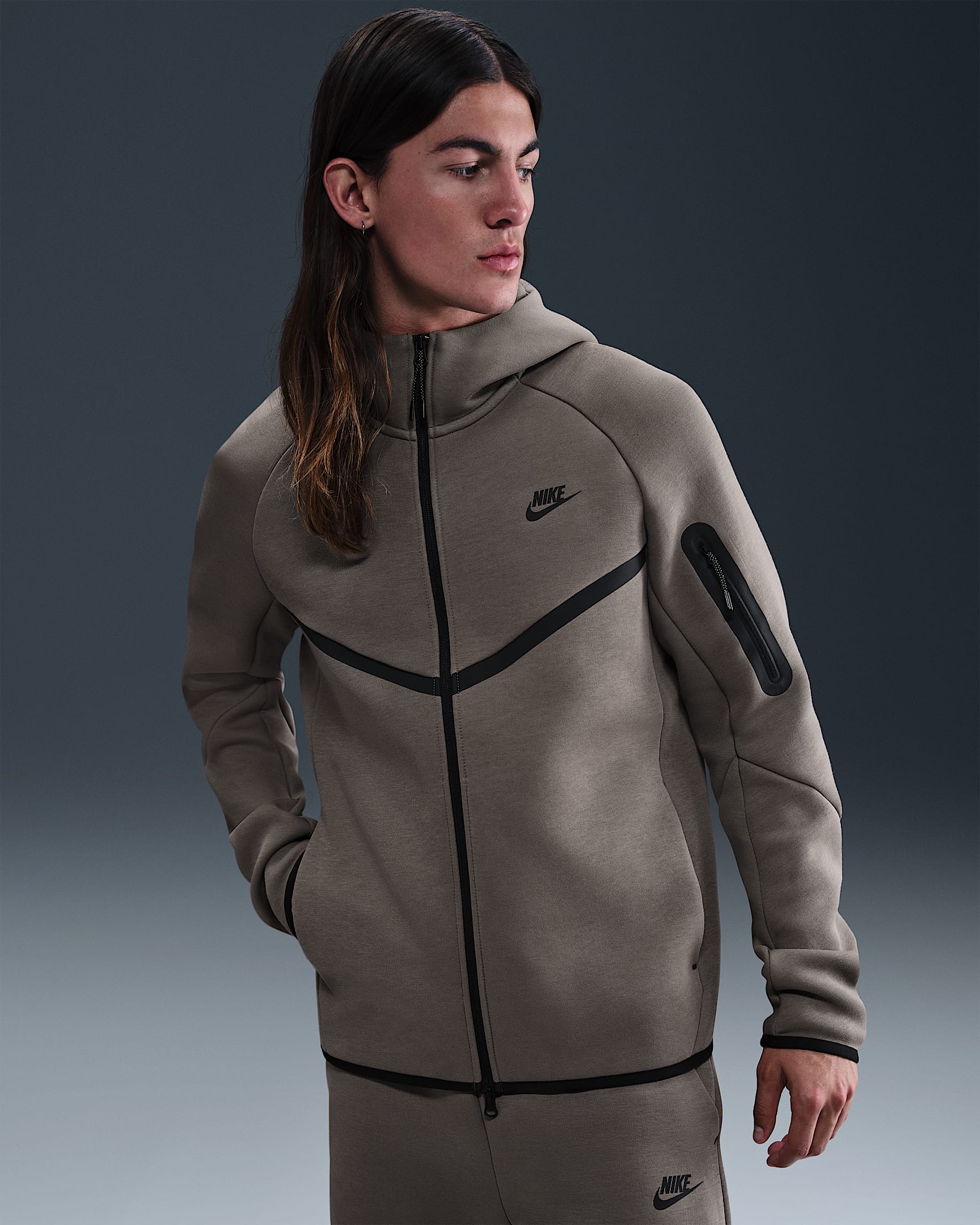Nike Tech Men's Full-Zip Windrunner Hoodie - Cave Stone/Black