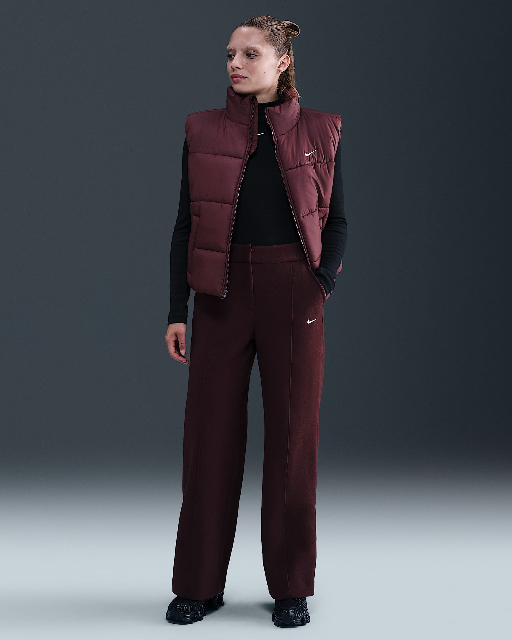 Skräddarsydda byxor Nike Sportswear för kvinnor - Burgundy Crush/Sail
