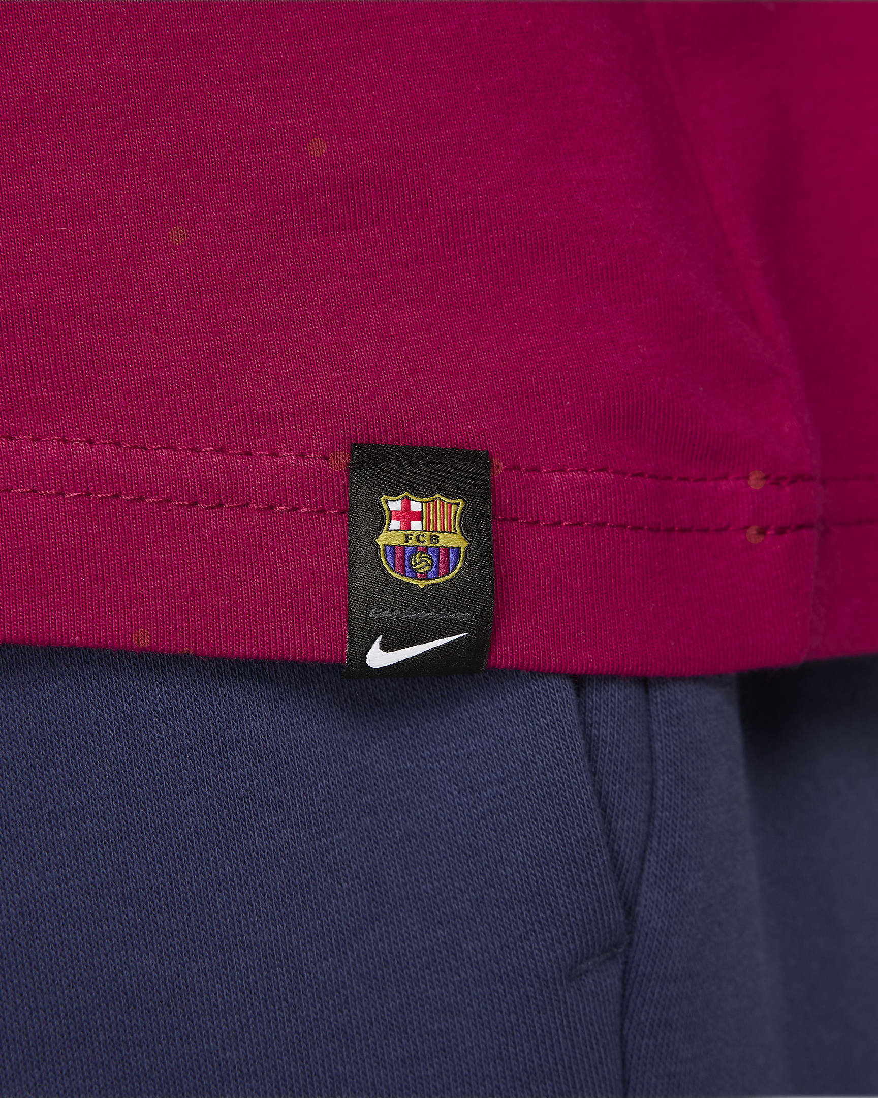 FC Barcelona Women's Nike Soccer Boxy T-Shirt. Nike.com