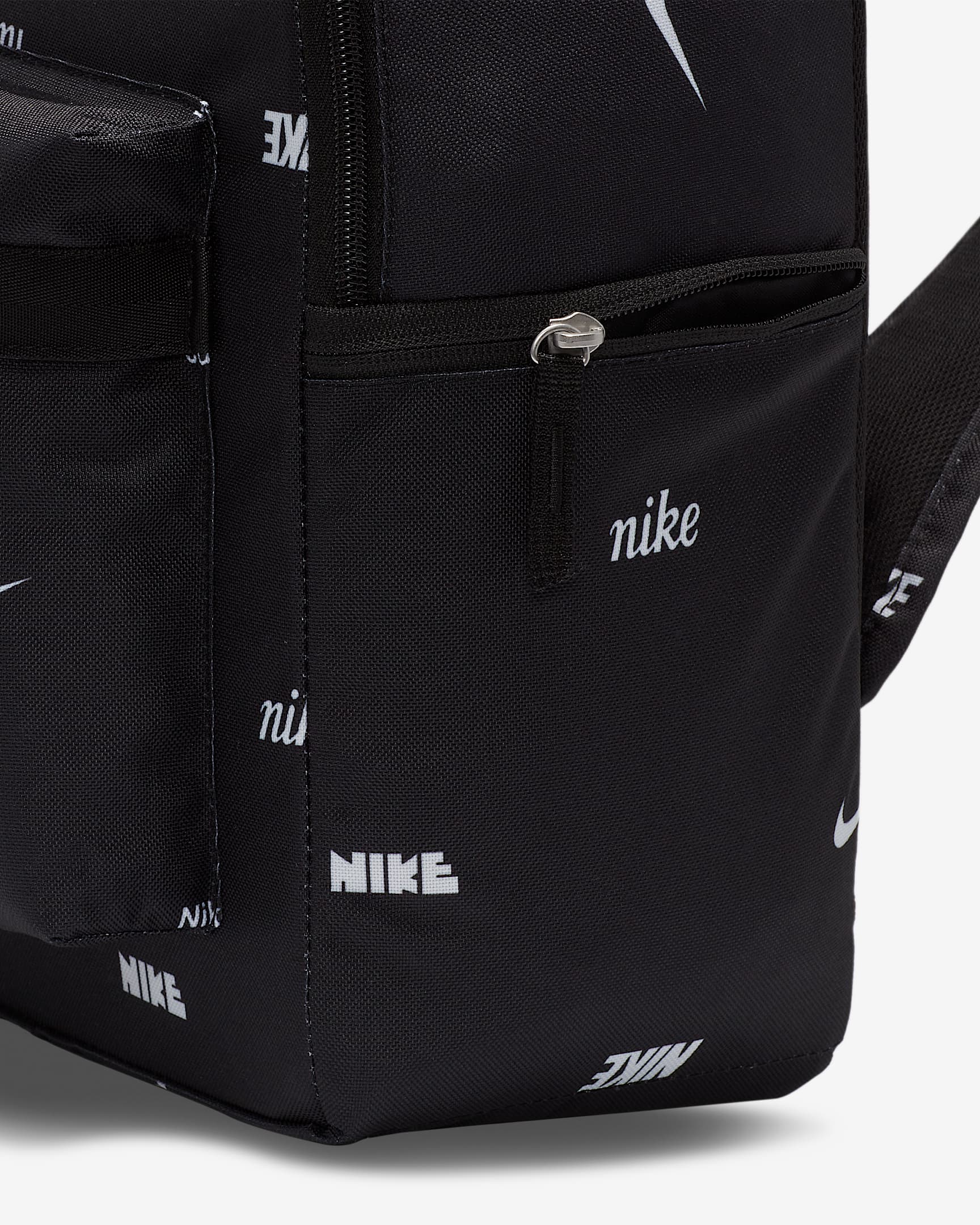 Nike Heritage Backpack (25L). Nike RO