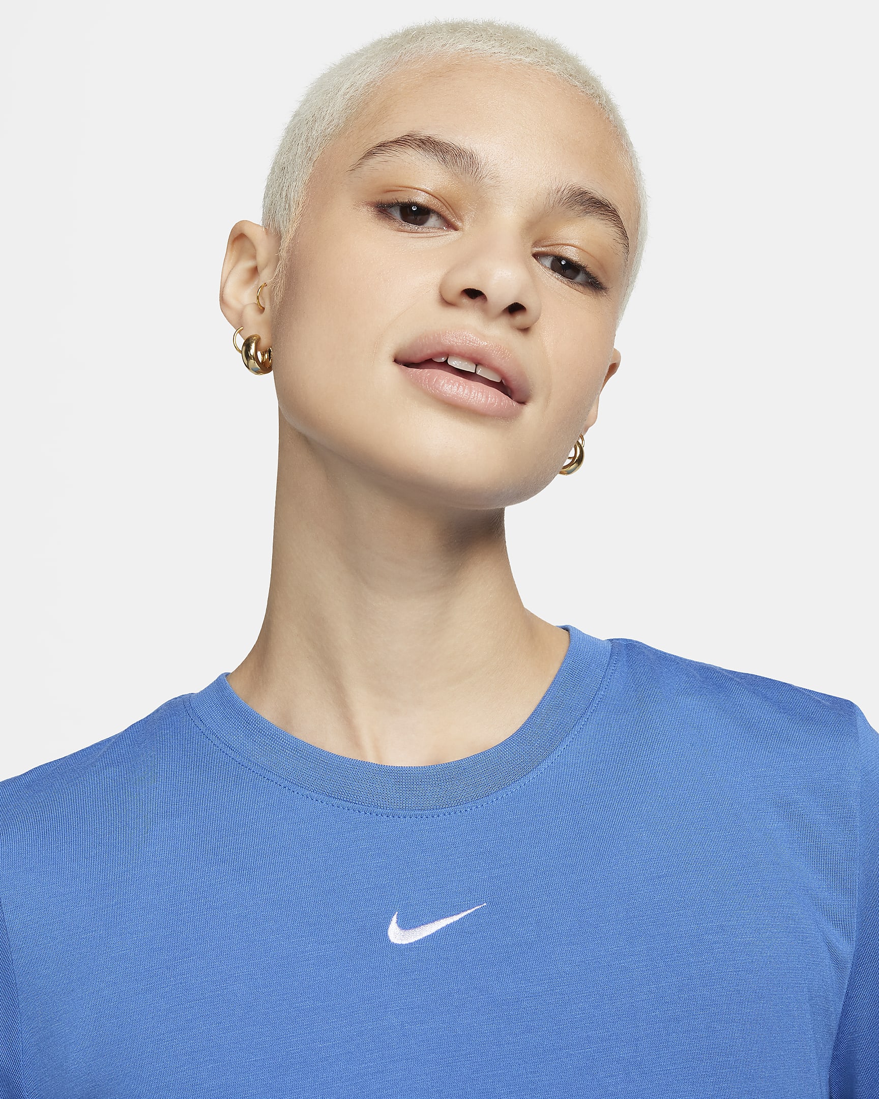 T-shirt slim court Nike Sportswear Essential pour femme - Star Blue