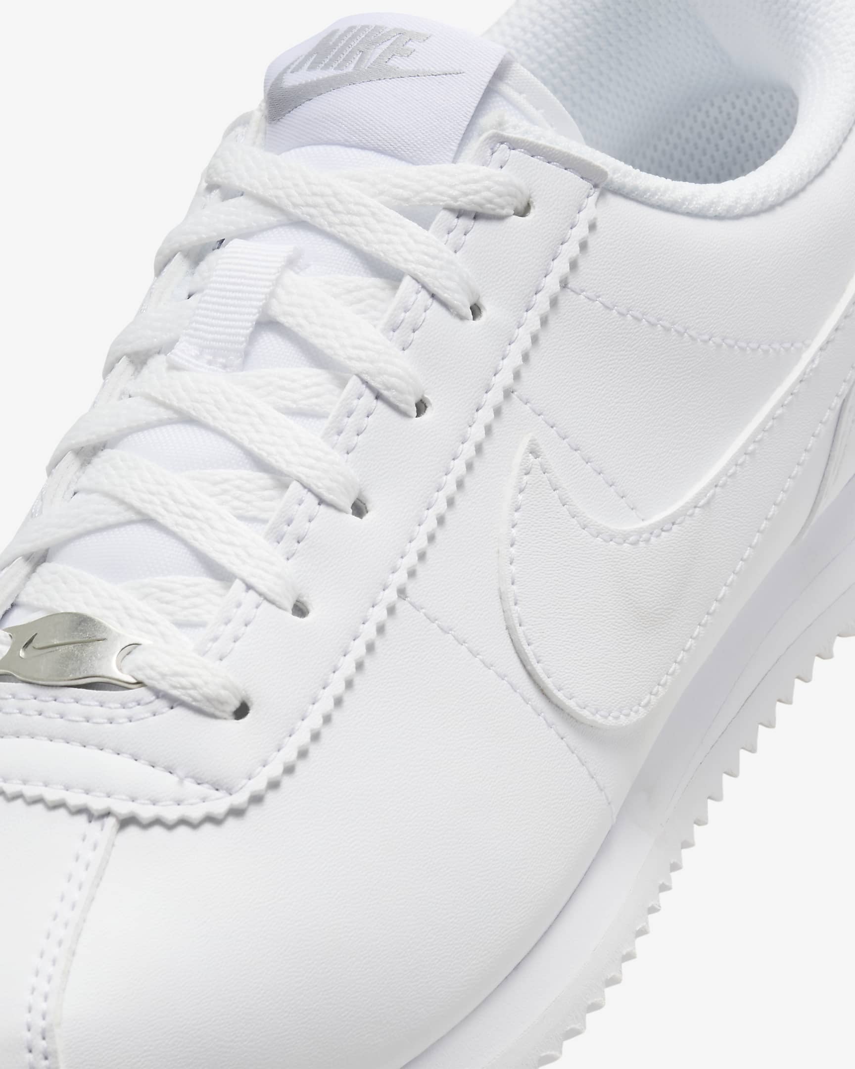 Tenis para niños grandes Nike Cortez - Blanco/Gris lobo/Blanco