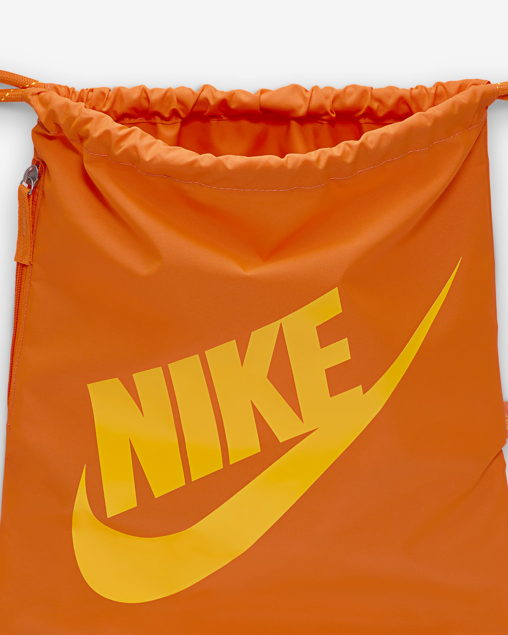 Nike Heritage Tasche mit Kordelzug (13 l) - Total Orange/Total Orange/Laser Orange