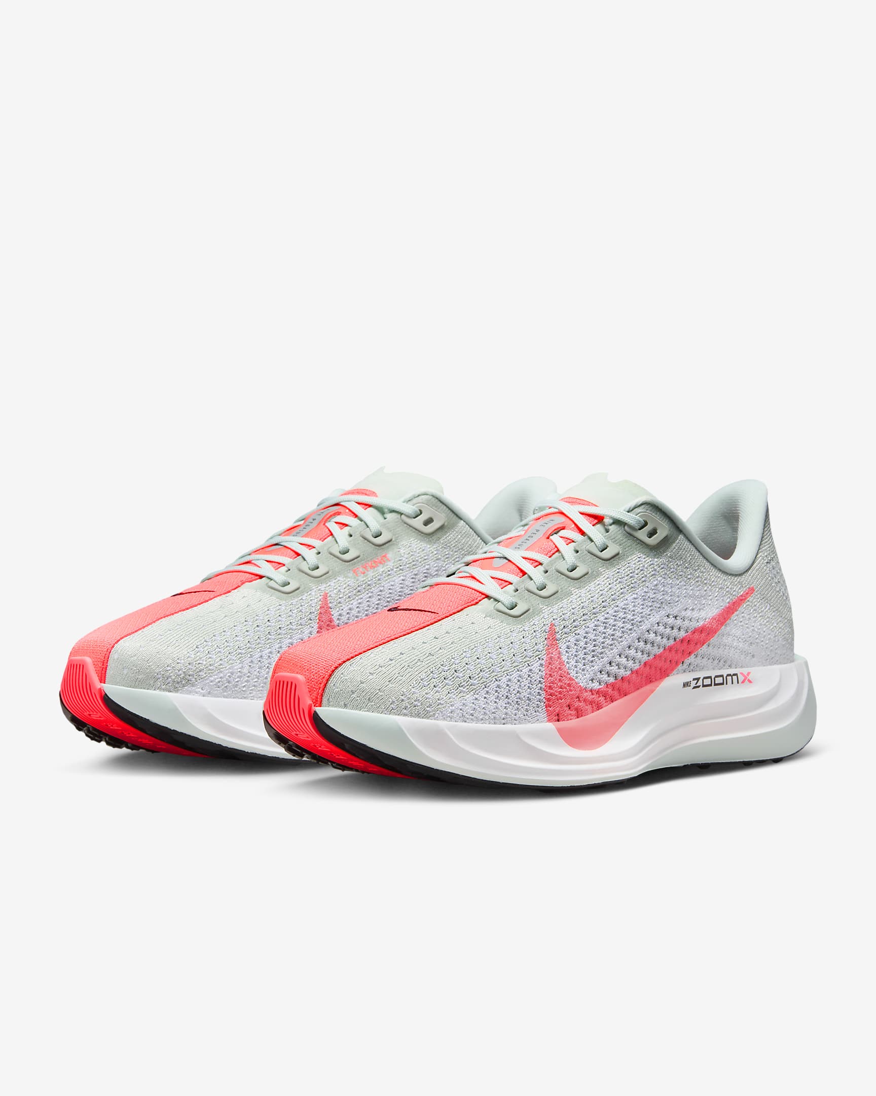 Tenis de correr en carretera para mujer Nike Pegasus Plus - Gris ligero/Blanco/Negro/Ponche cálido