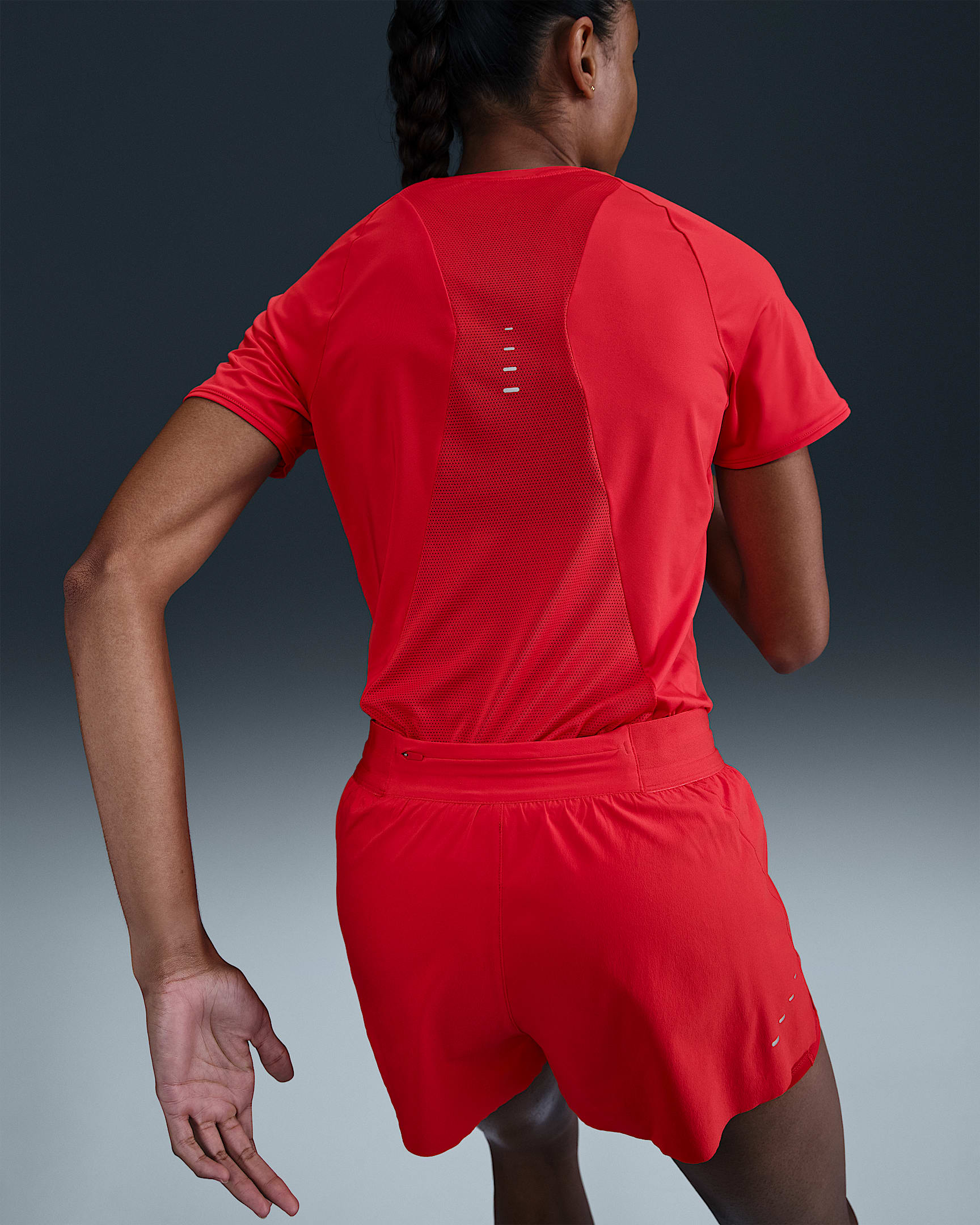 Nike Swift Women's Dri-FIT Short-Sleeve Running Top