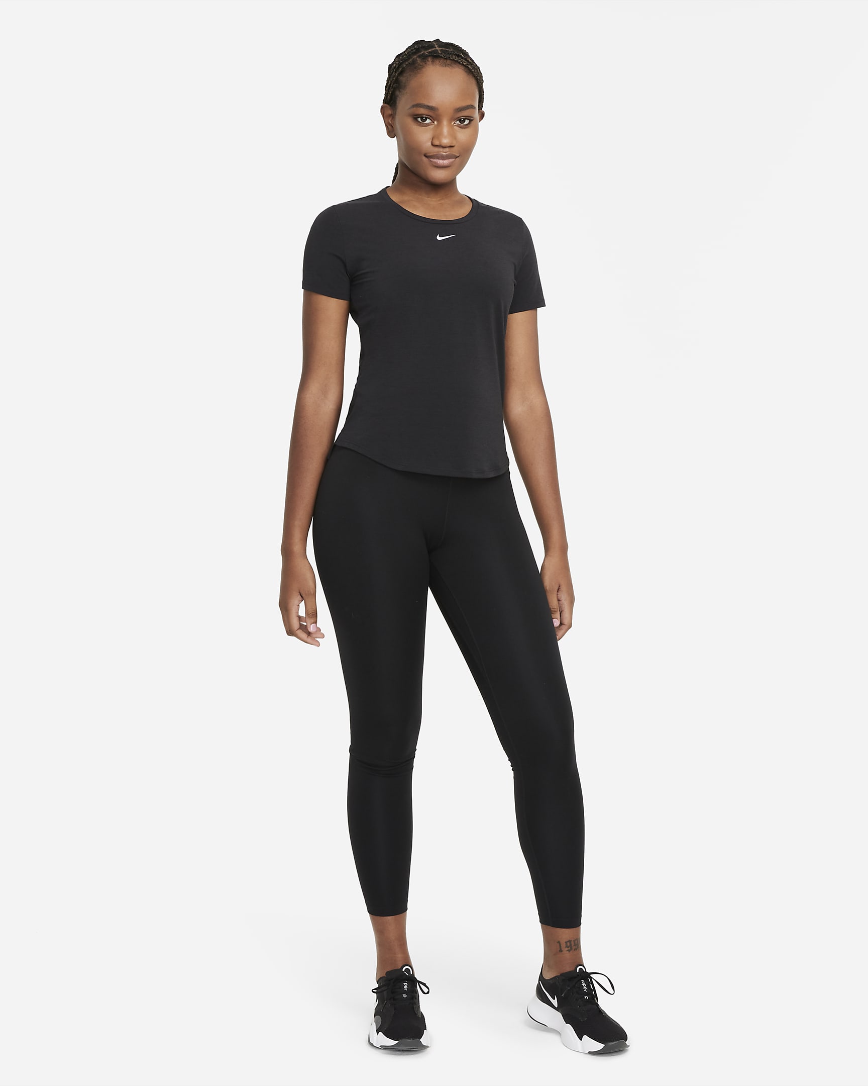 Nike Dri-FIT UV One Luxe kortermet overdel med standard passform til dame - Svart