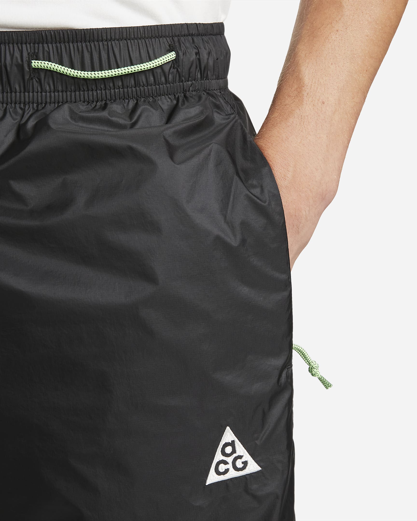 Nike ACG "Cinder Cone" Men's Windshell Trousers. Nike CH