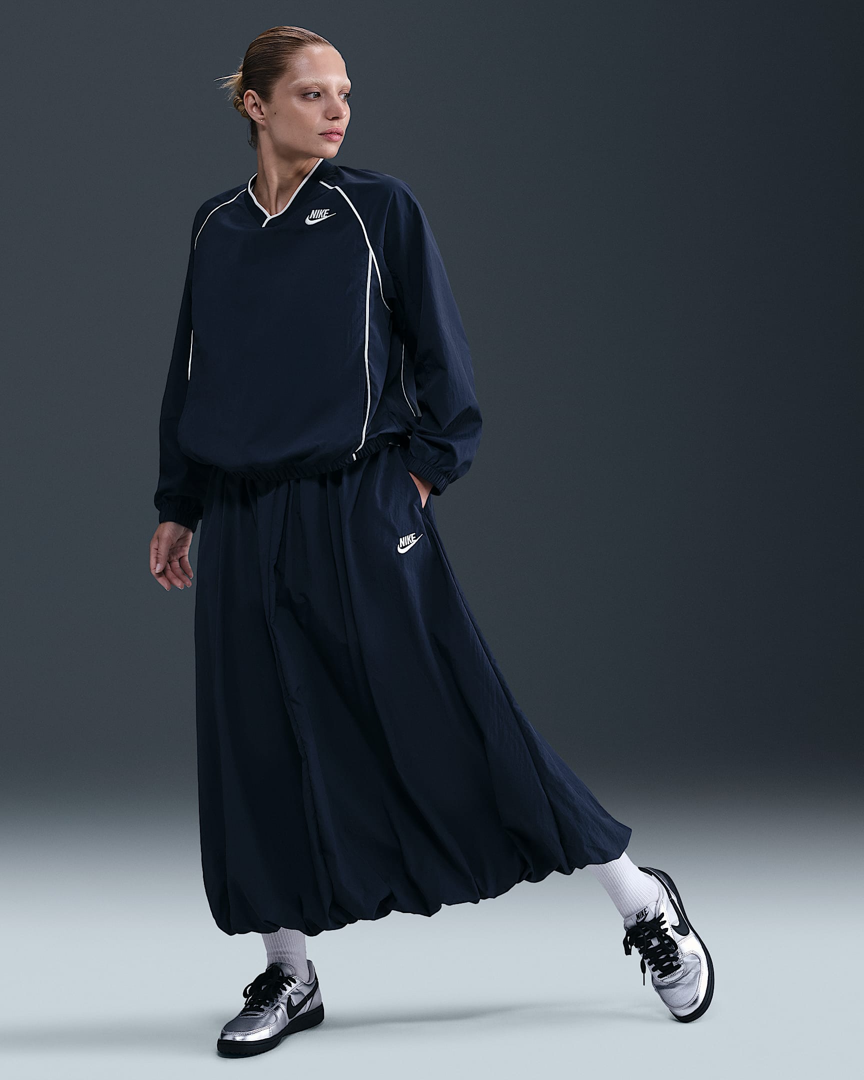 Nike Sportswear Windrunner Women's Skirt - Midnight Navy/Sail