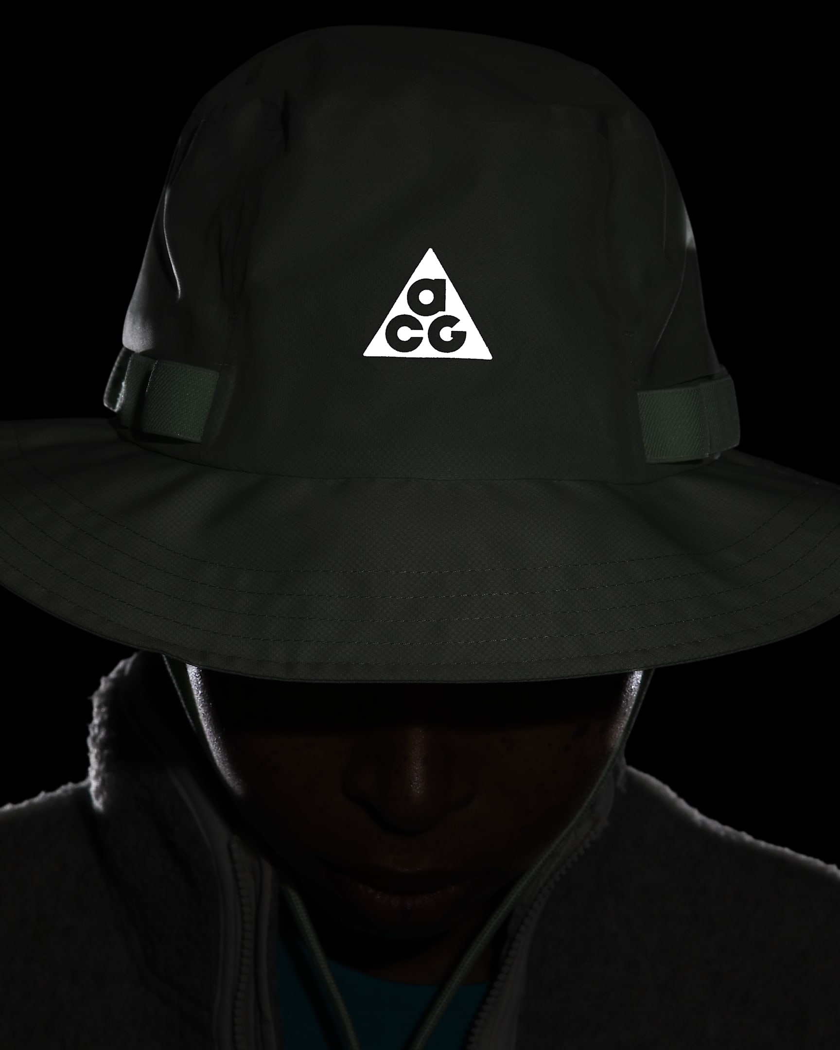 Nike ACG Apex Storm-FIT ADV Bucket Hat. Nike CA