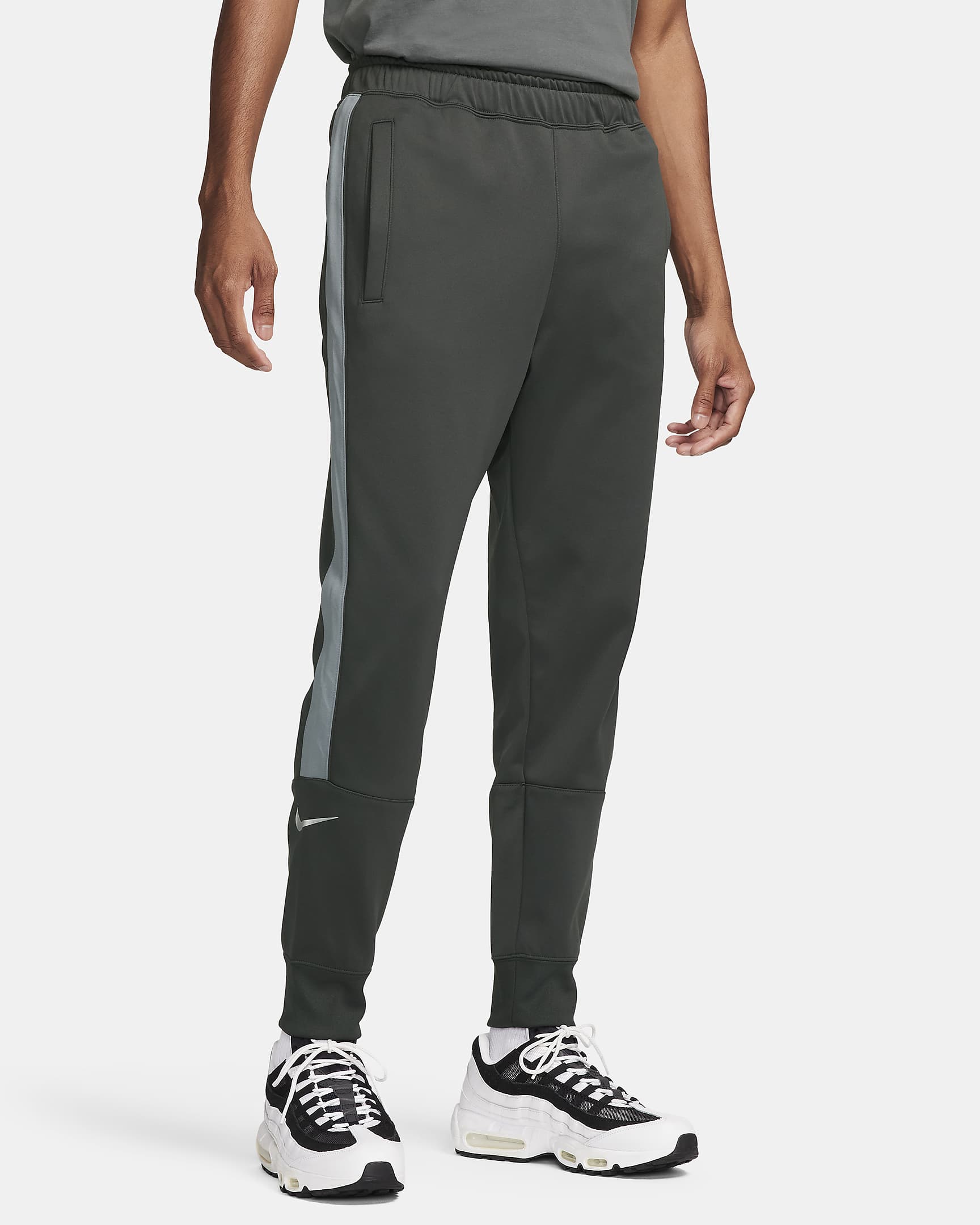 Pantalon de jogging Nike Air pour homme. Nike BE