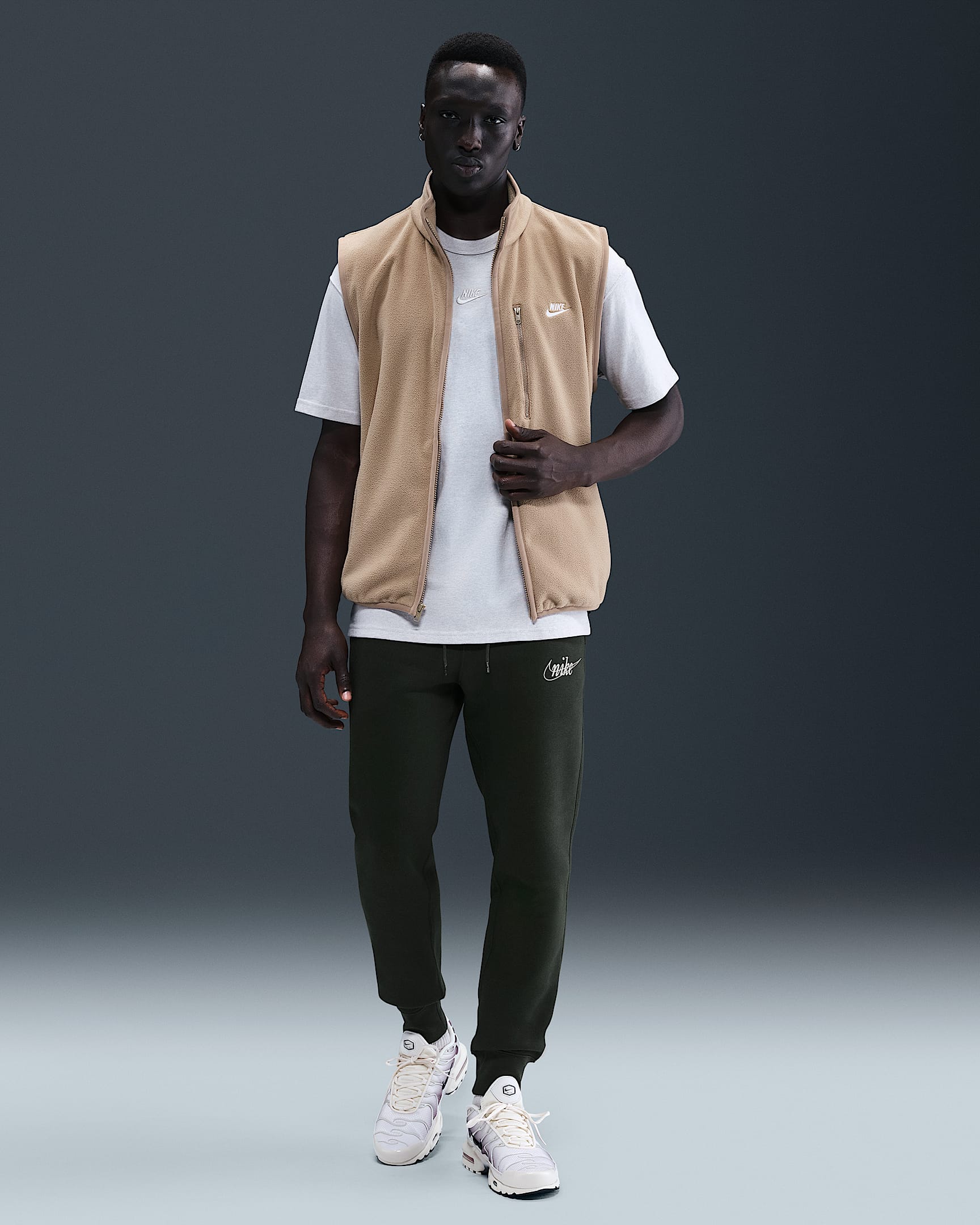 Nike Sportswear Club Men's Fleece Joggers - Sequoia/Sequoia/Light Khaki