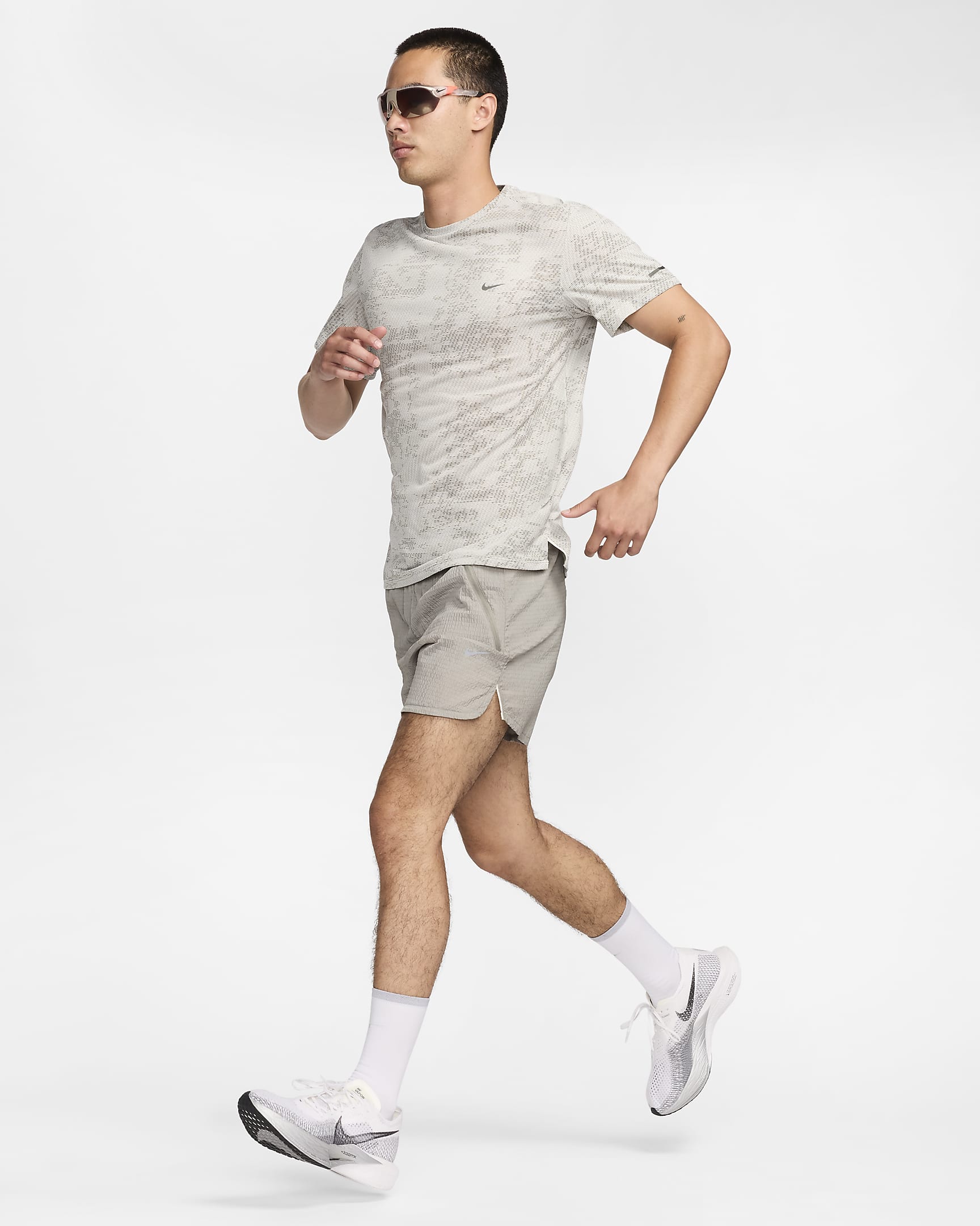 Nike Running Division Men's Dri-FIT ADV Short-Sleeve Running Top - Light Bone