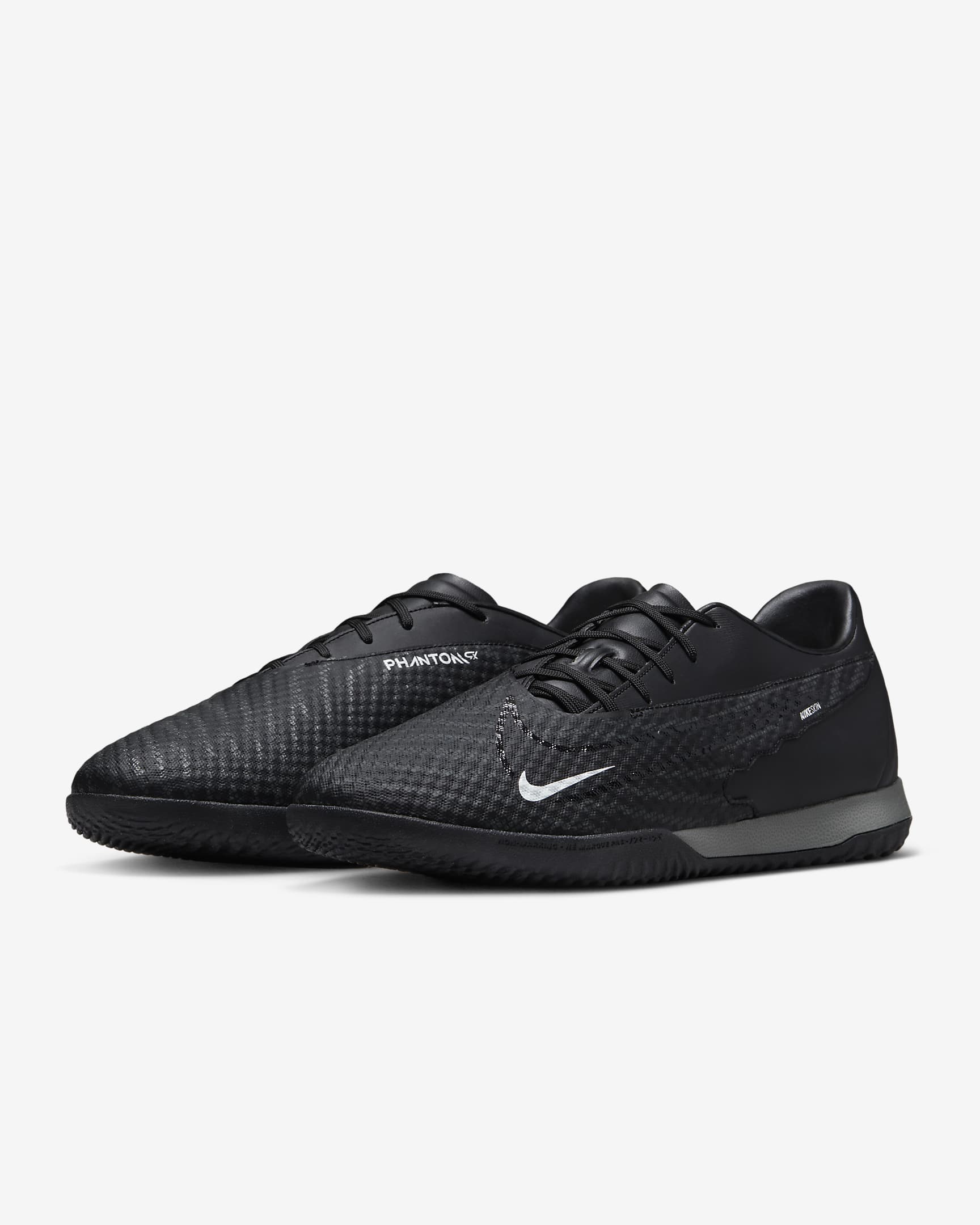 Nike Phantom GX Academy IC Indoor Court Football Shoes. Nike AE