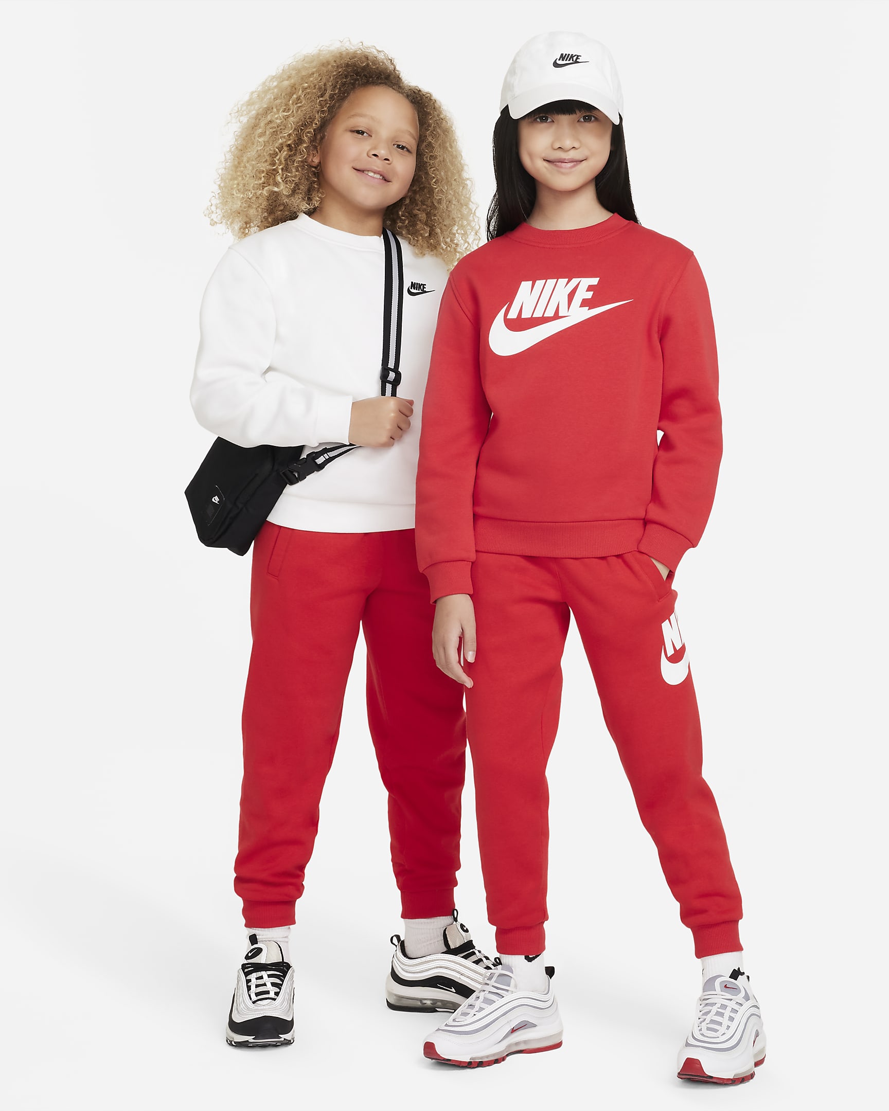 Joggers para niños talla grande Nike Club Fleece - Rojo universitario/Blanco