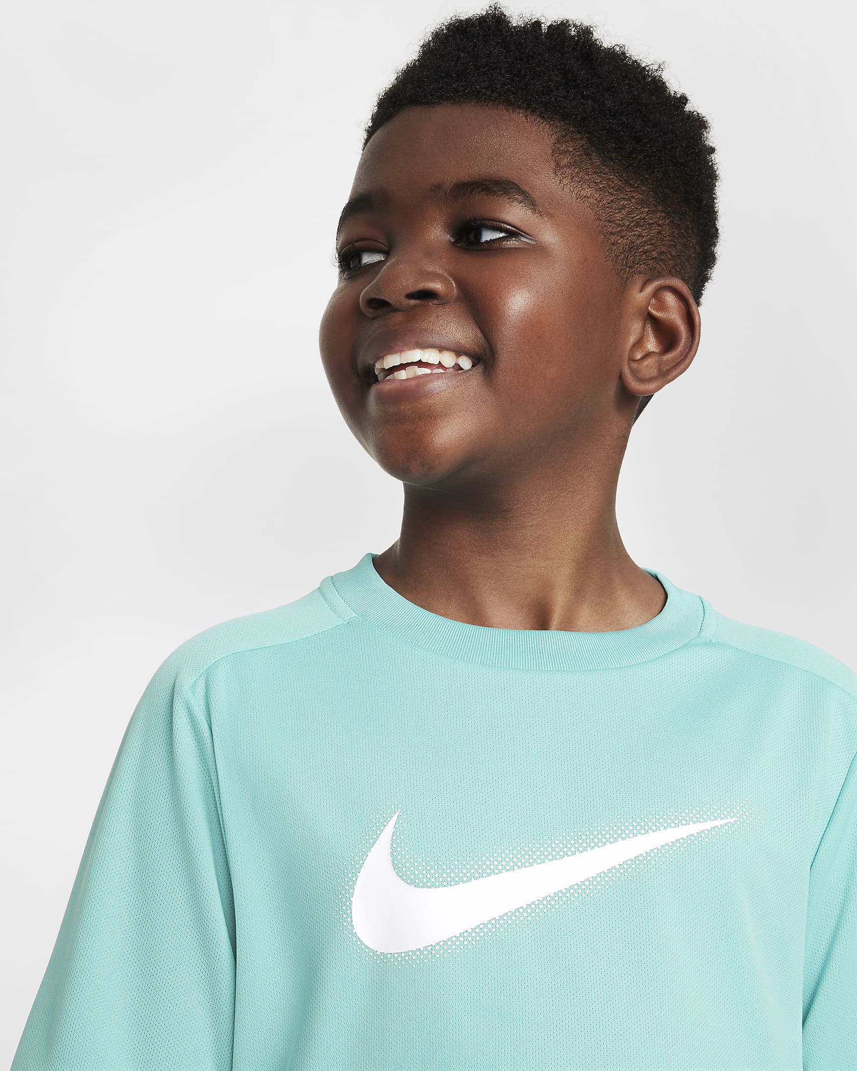 Nike Multi Older Kids' (Boys') Dri-FIT Graphic Training Top - Green Frost/White