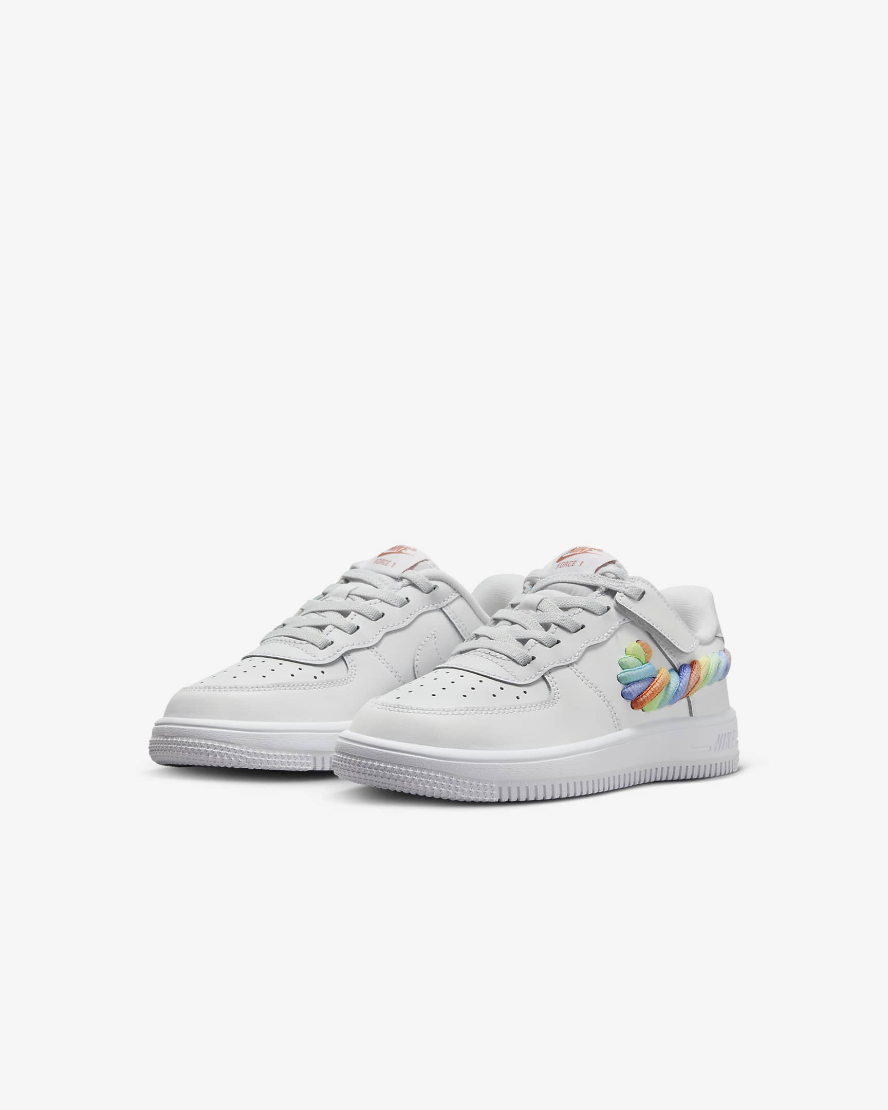 Nike Force 1 Low LV8 EasyOn Younger Kids' Shoes. Nike VN