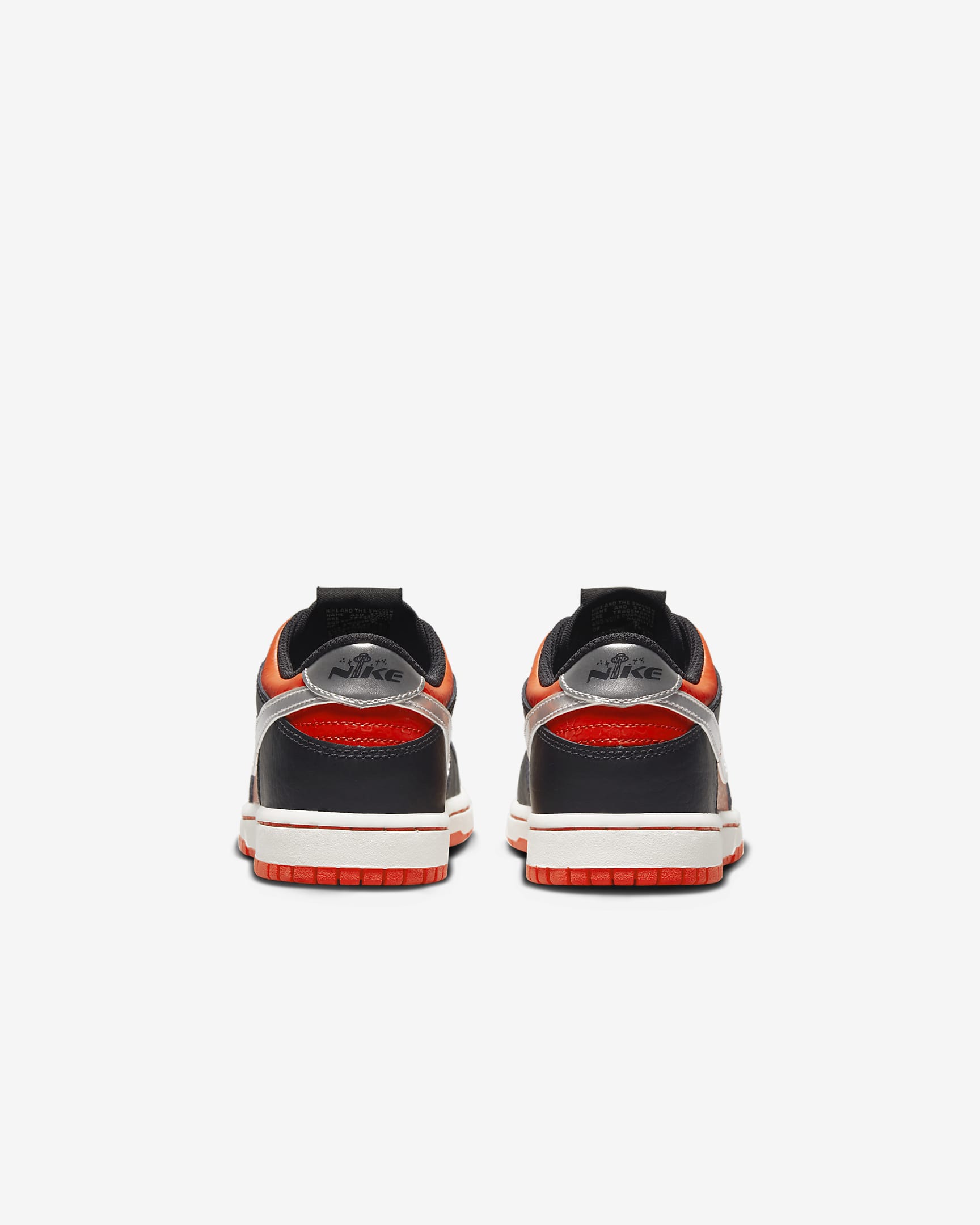 nike low sneakers