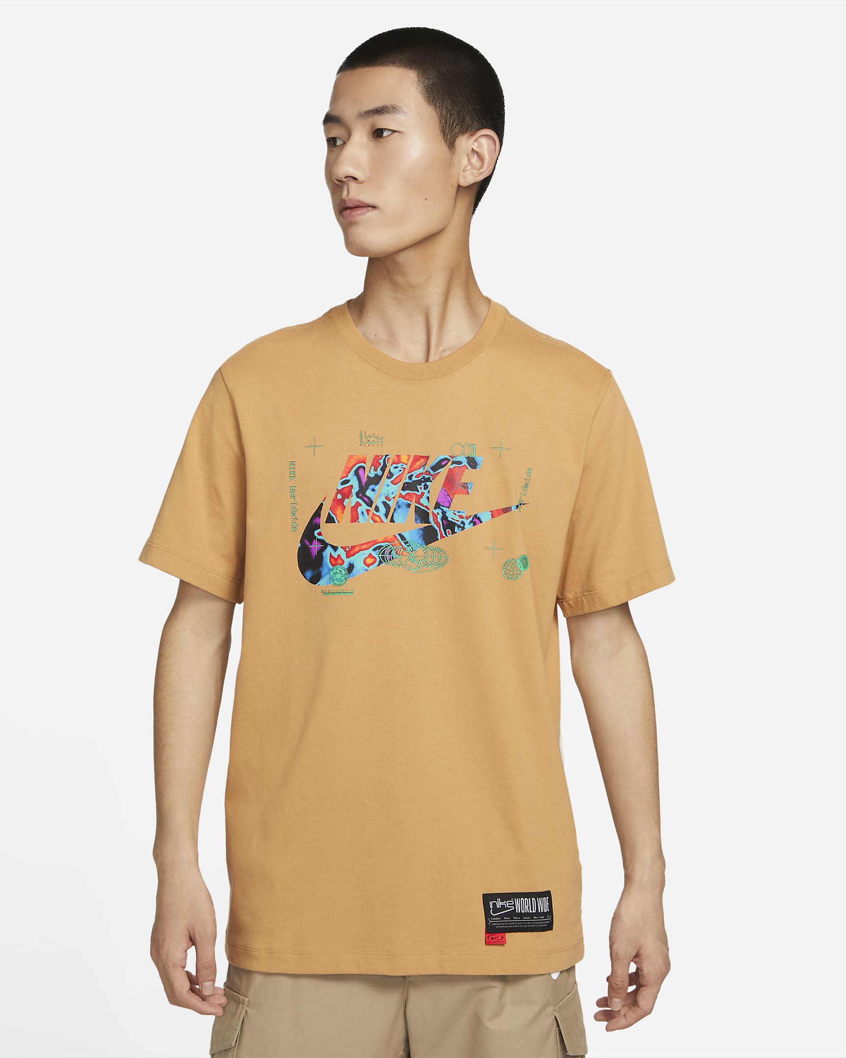 Nike Sportswear Men's T-Shirt - Elemental Gold