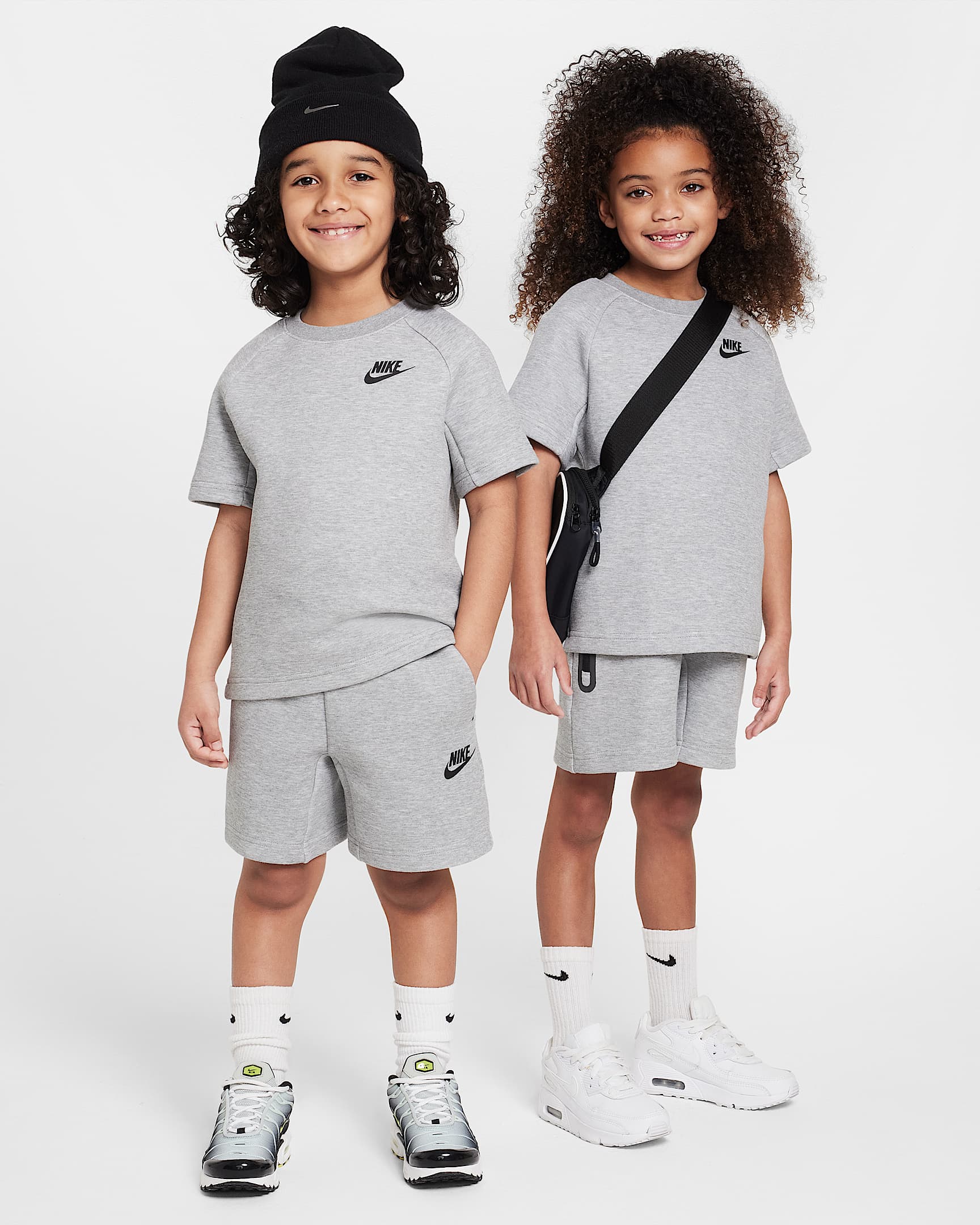 Nike Younger Kids' Tech Fleece Tee and Shorts Set - Dark Grey Heather