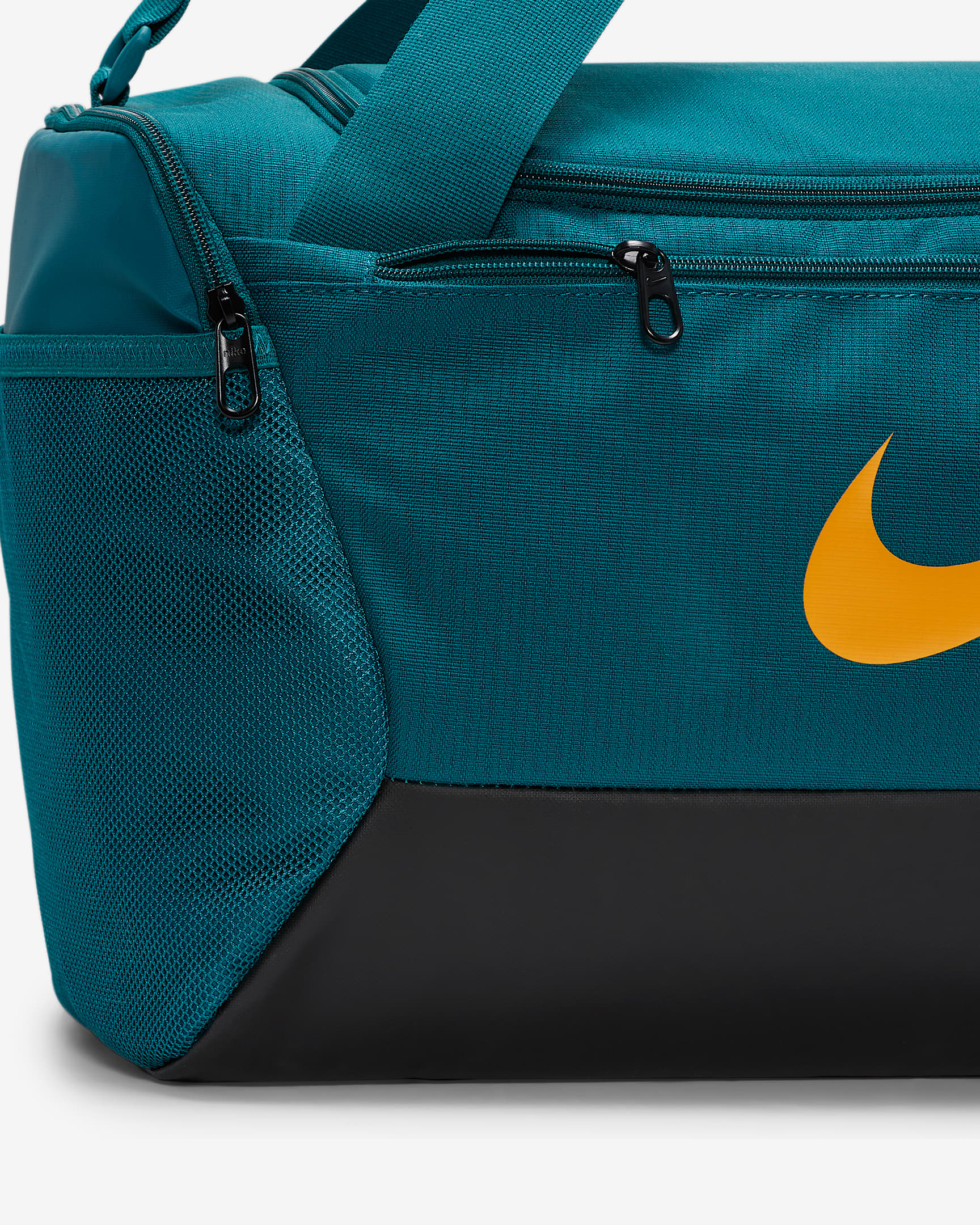 Nike Brasilia 9.5 Training Duffel Bag (Small, 41L). Nike DK
