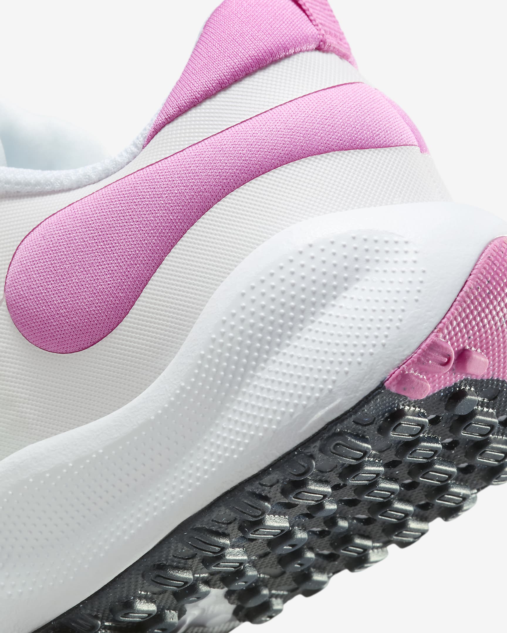 nike revolution youth