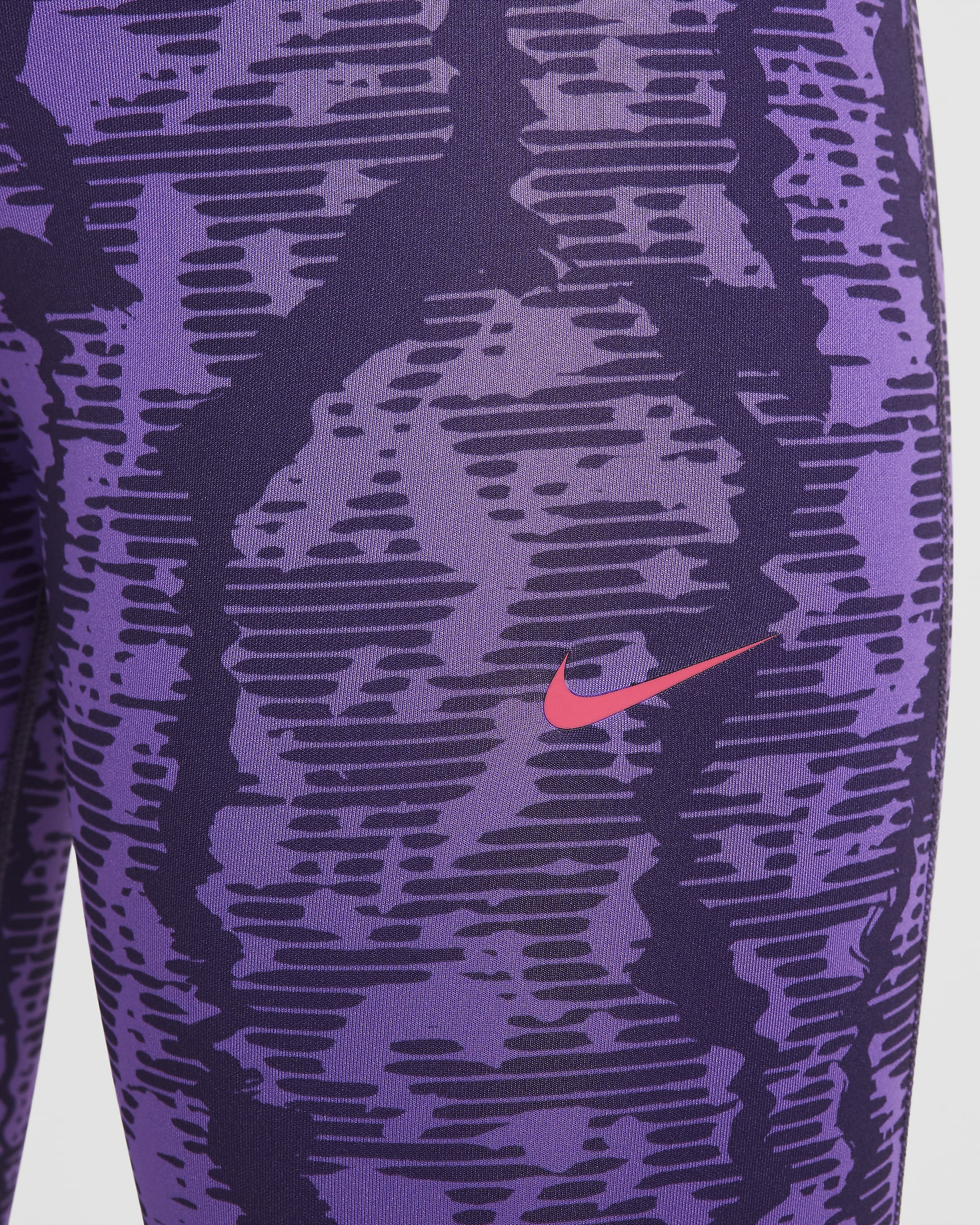 Nike Pro Dri-FIT legging met halfhoge taille voor meisjes - Dark Raisin/Black Raspberry/Aster Pink