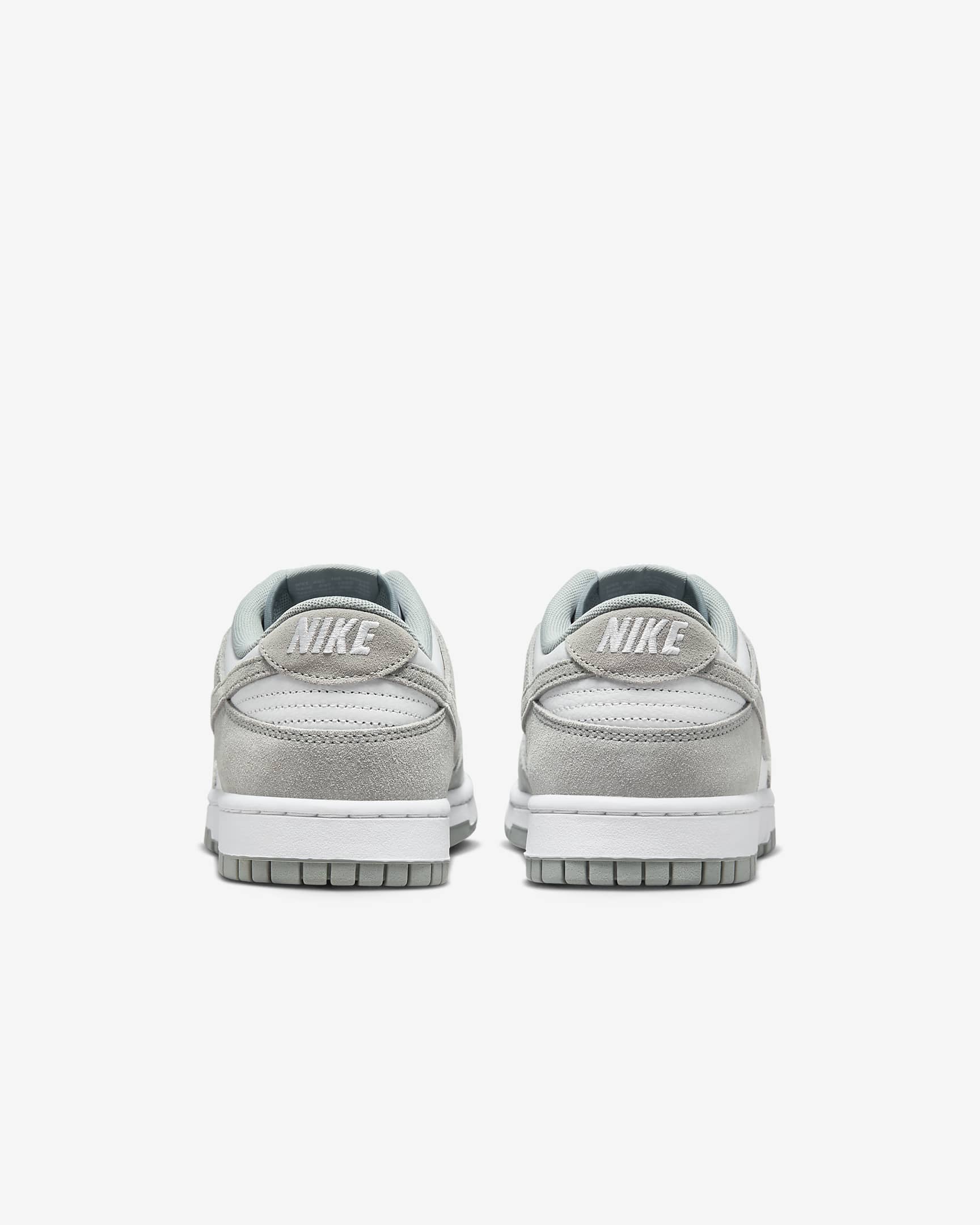 Tenis para hombre Nike Dunk Low Retro - Blanco/Piedra pómez claro