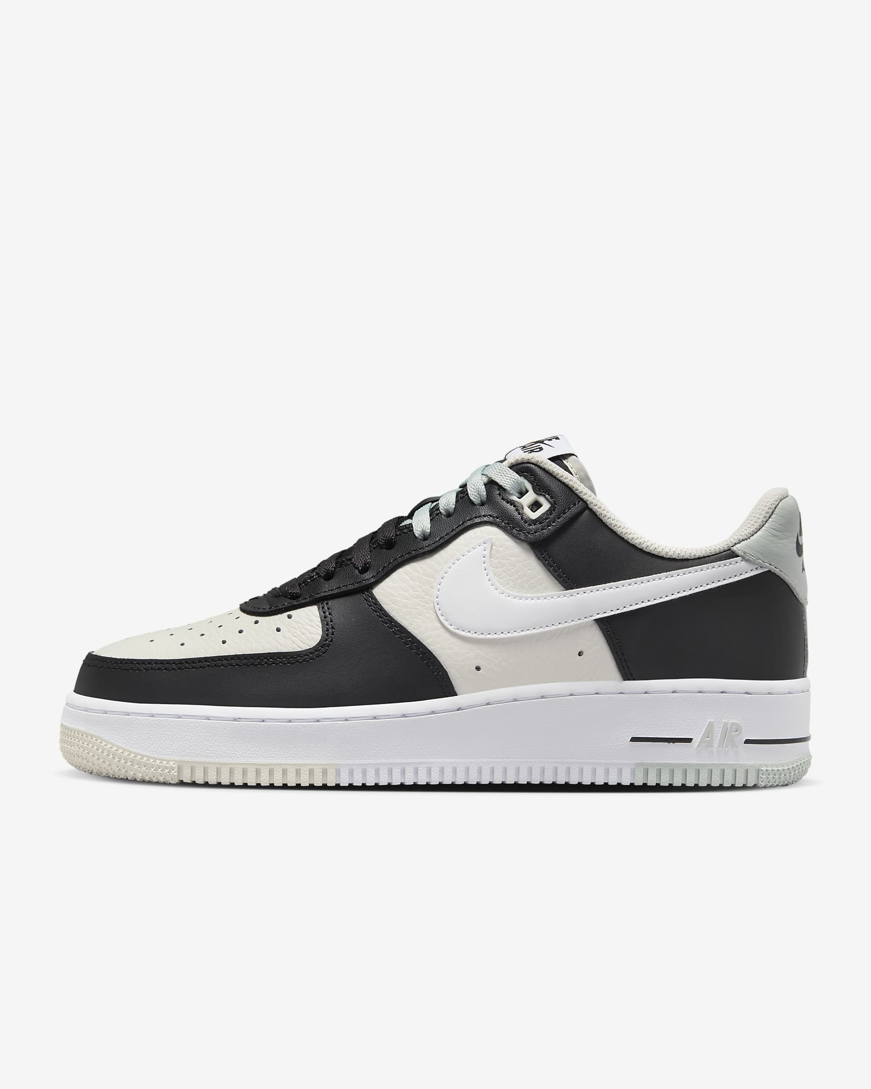 mens nike air force one lv8