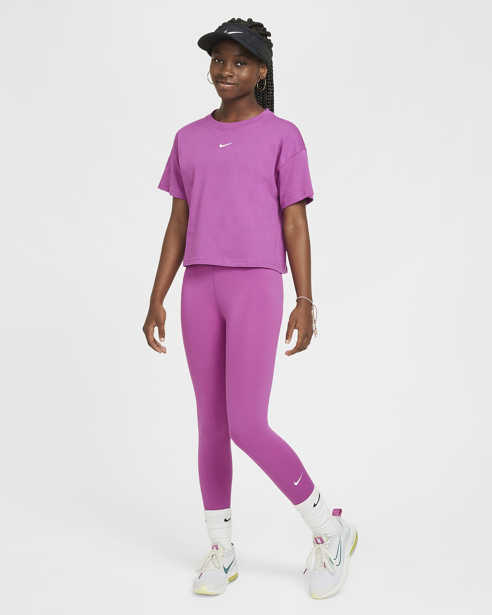 Nike Sportswear Essential T-Shirt (ältere Kinder, Mädchen) - Hot Fuchsia