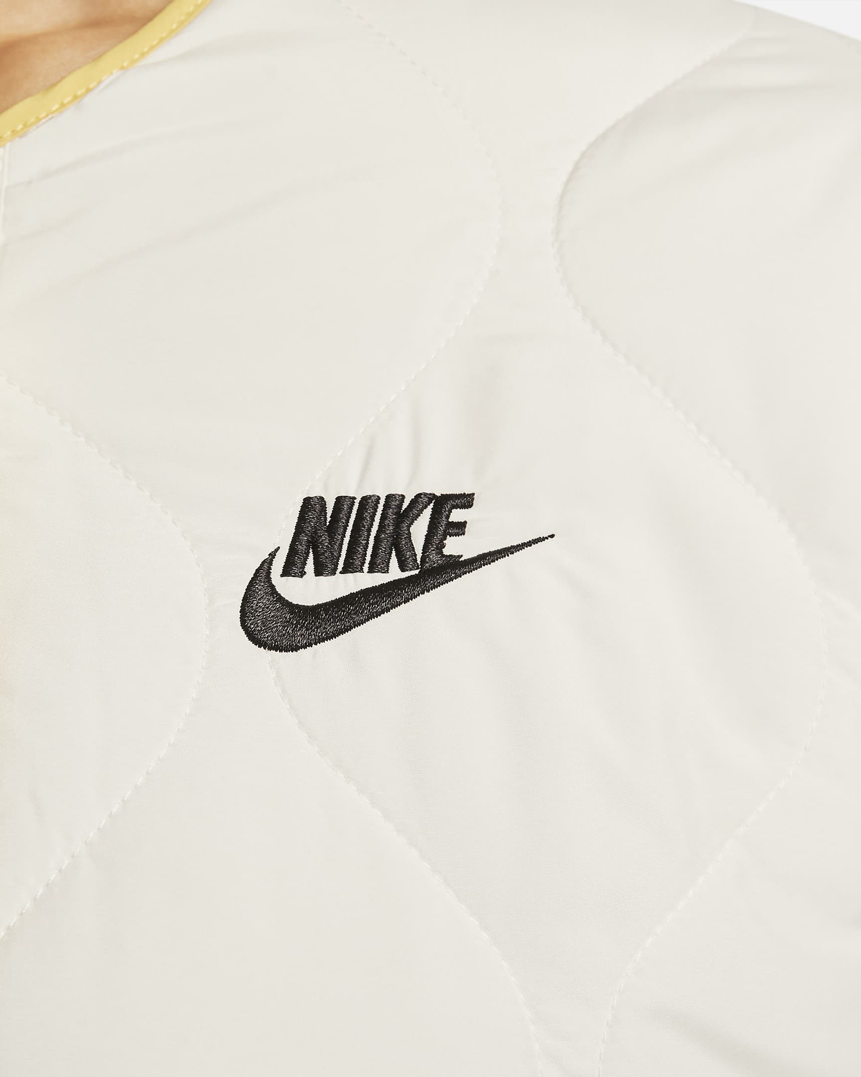 Nike Sportswear Women's Sports Utility Jacket. Nike AT