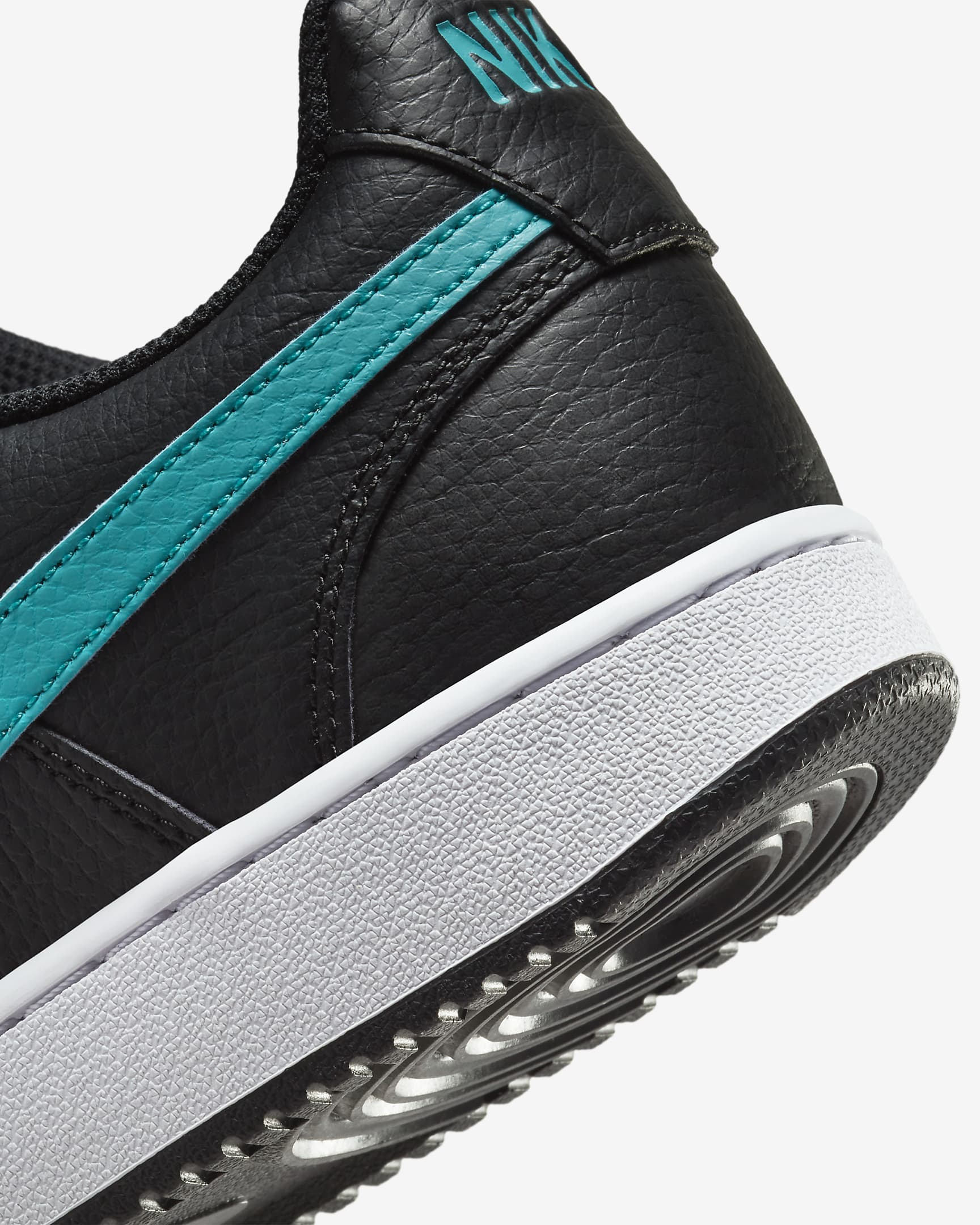 Nike Court Vision Low férficipő - Fekete/Fehér/Dusty Cactus