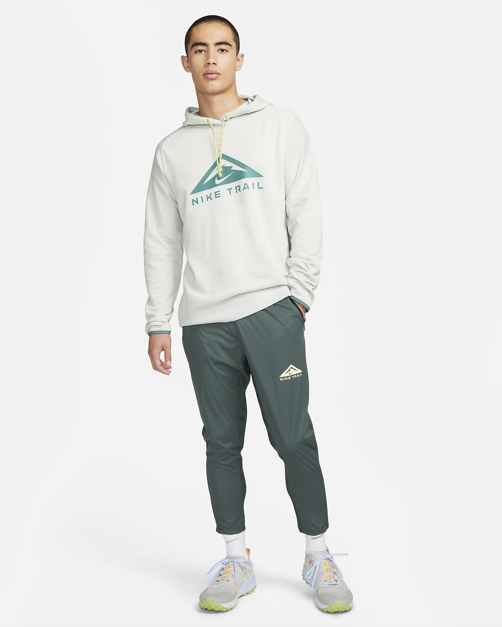 Nike DriFIT Phenom Elite Men's Knit Trail Running Trousers. Nike IN