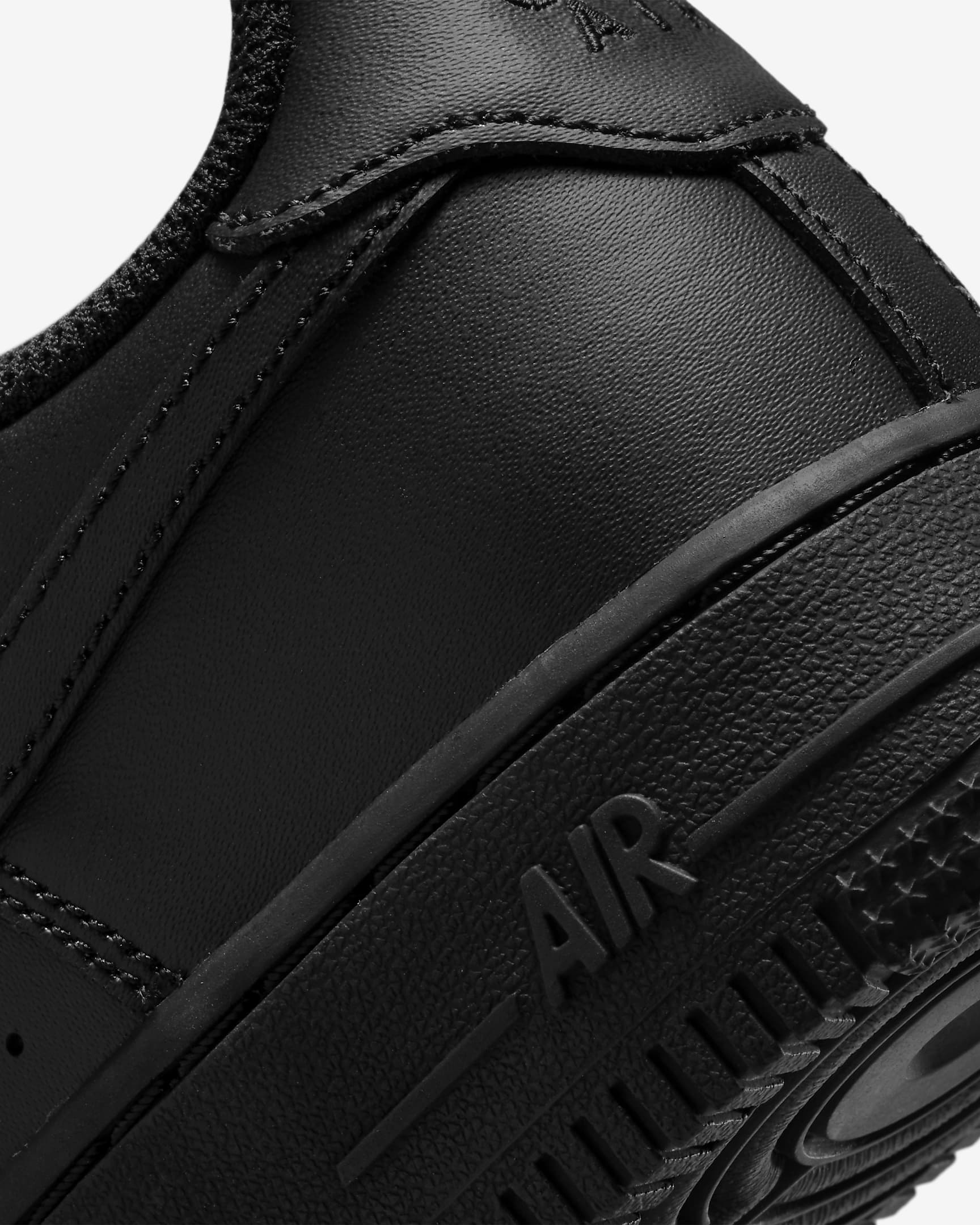 what type of shoe is air force 1