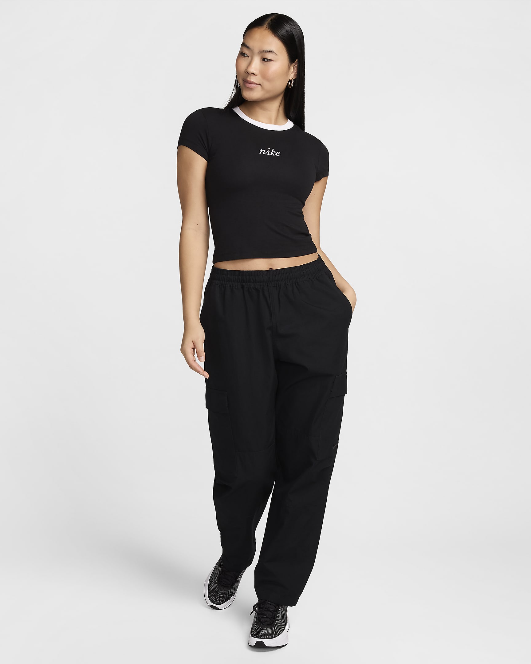 Nike Sportswear Chill Knit Women's Slim Cropped Tee - Black/White