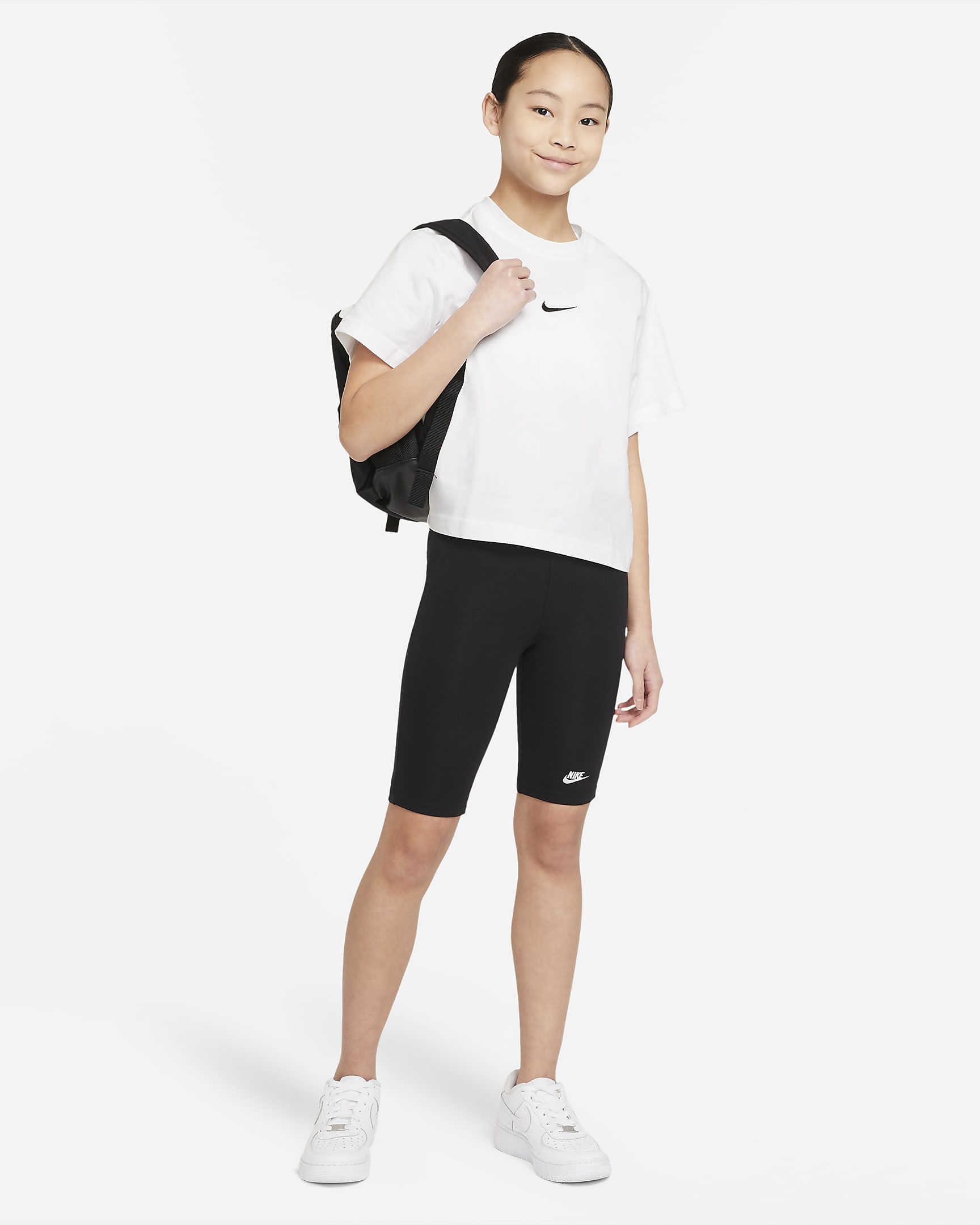Nike Sportswear Older Kids' (Girls') T-Shirt - White/Black