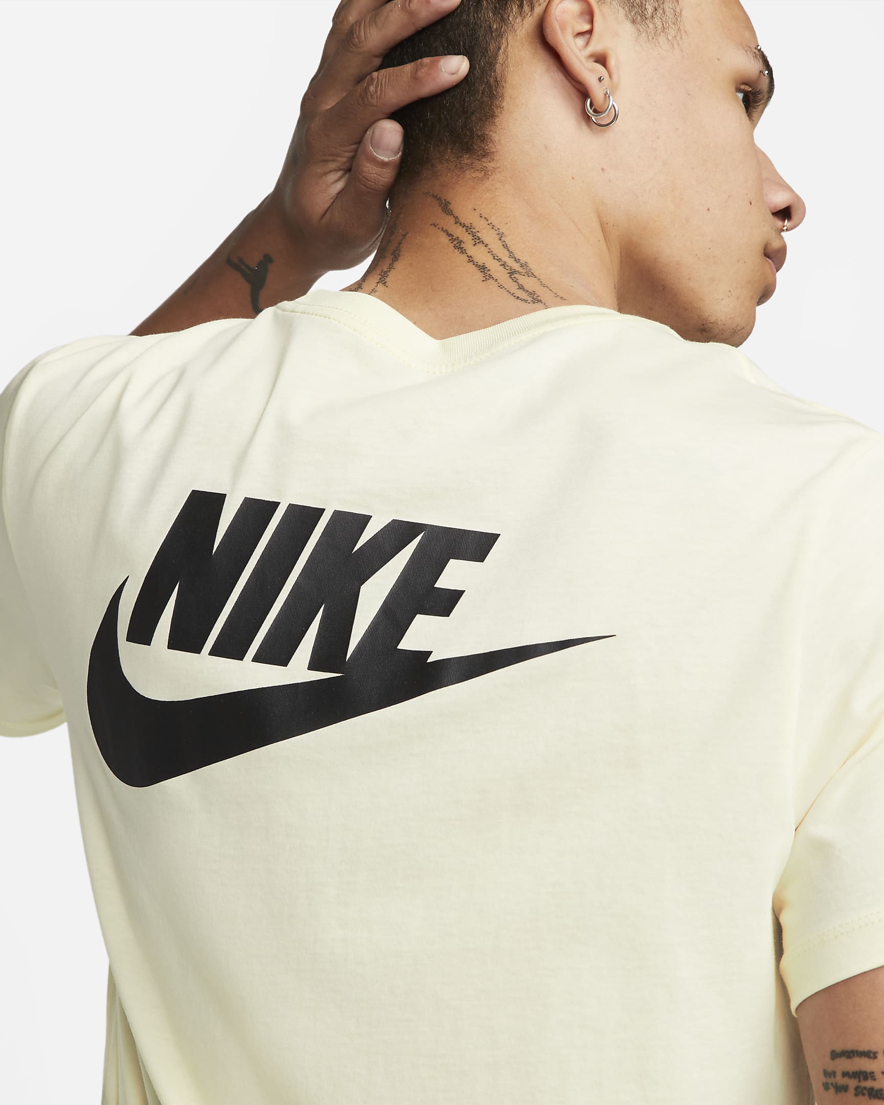 Nike Sportswear Men's T-Shirt. Nike IN