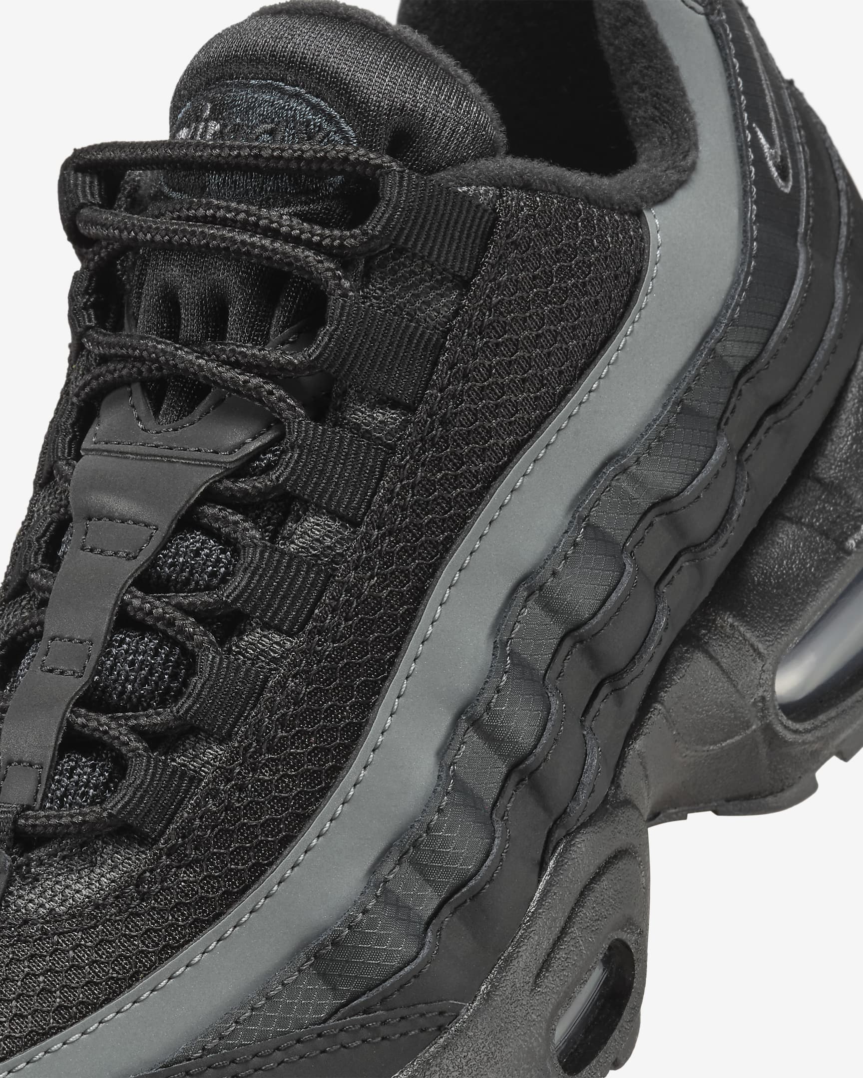 Nike Air Max 95 Older Kids' Shoes - Black/Anthracite/Smoke Grey/Black