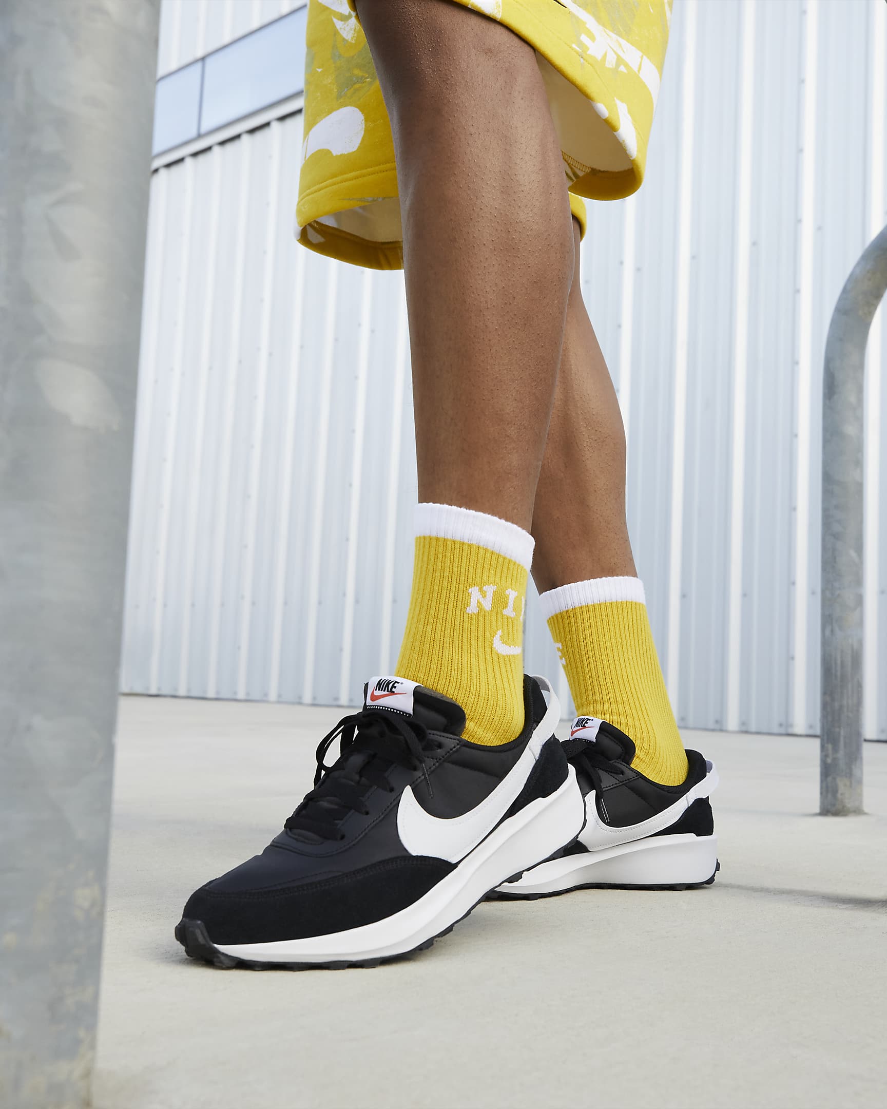 Nike Waffle Debut Men's Shoes - Black/Orange/Clear/White